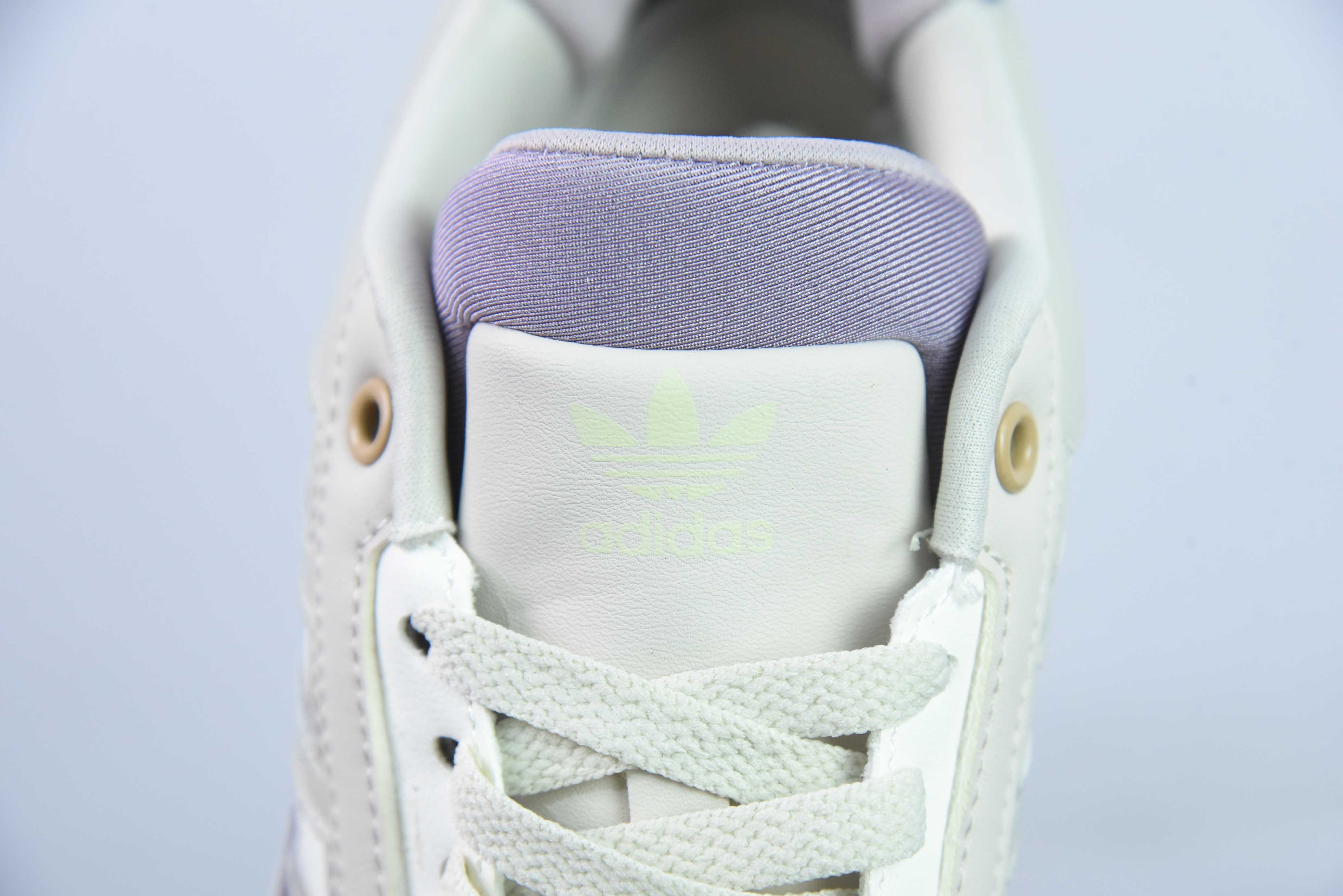 아디다스 드롭 스텝 로우 2.0 로우탑 클래식 스쿨 레트로 보드숏 아이템 번호: IG4337 사이즈: 36-45