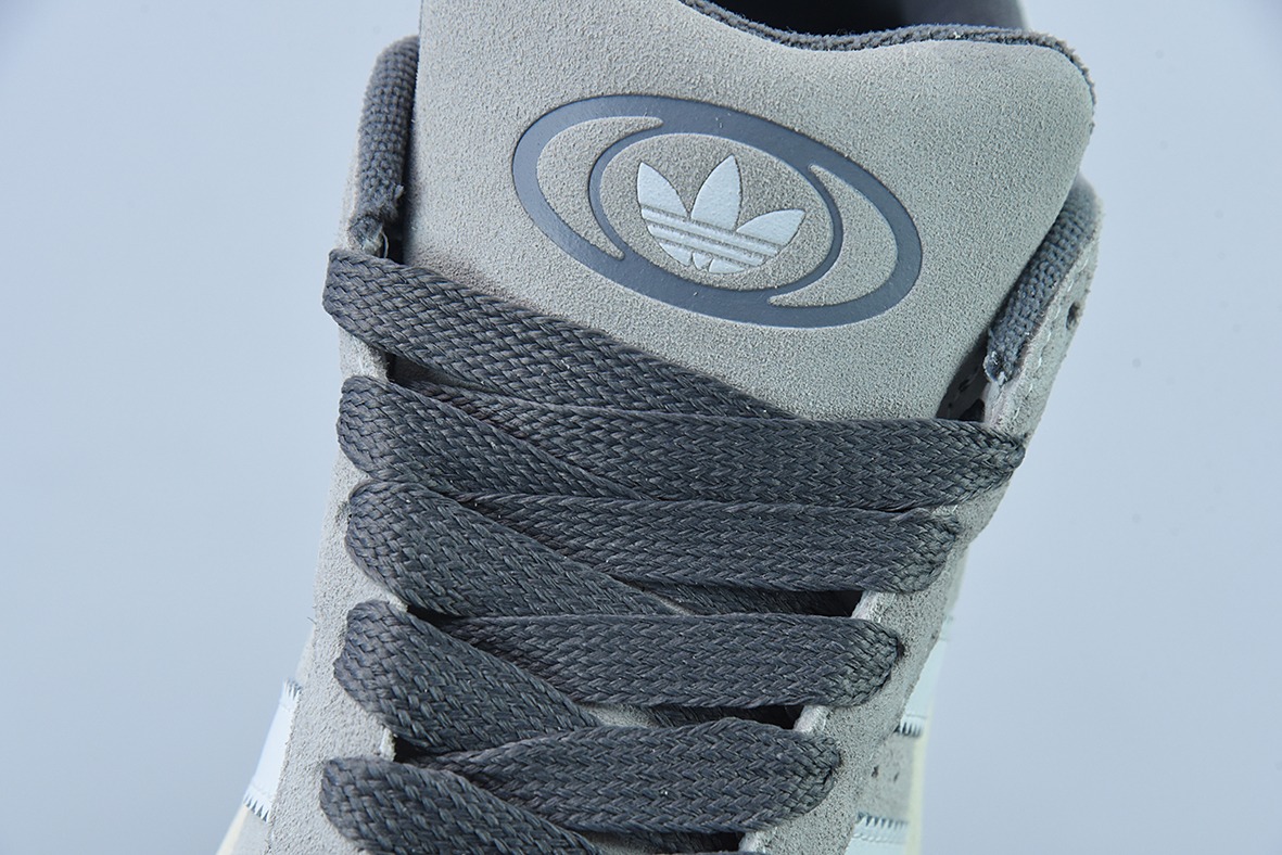 아디다스 오리지널스 캠퍼스 00년대 번 아이템 번호: GY9472 베이지 그레이 사이즈: 36-45