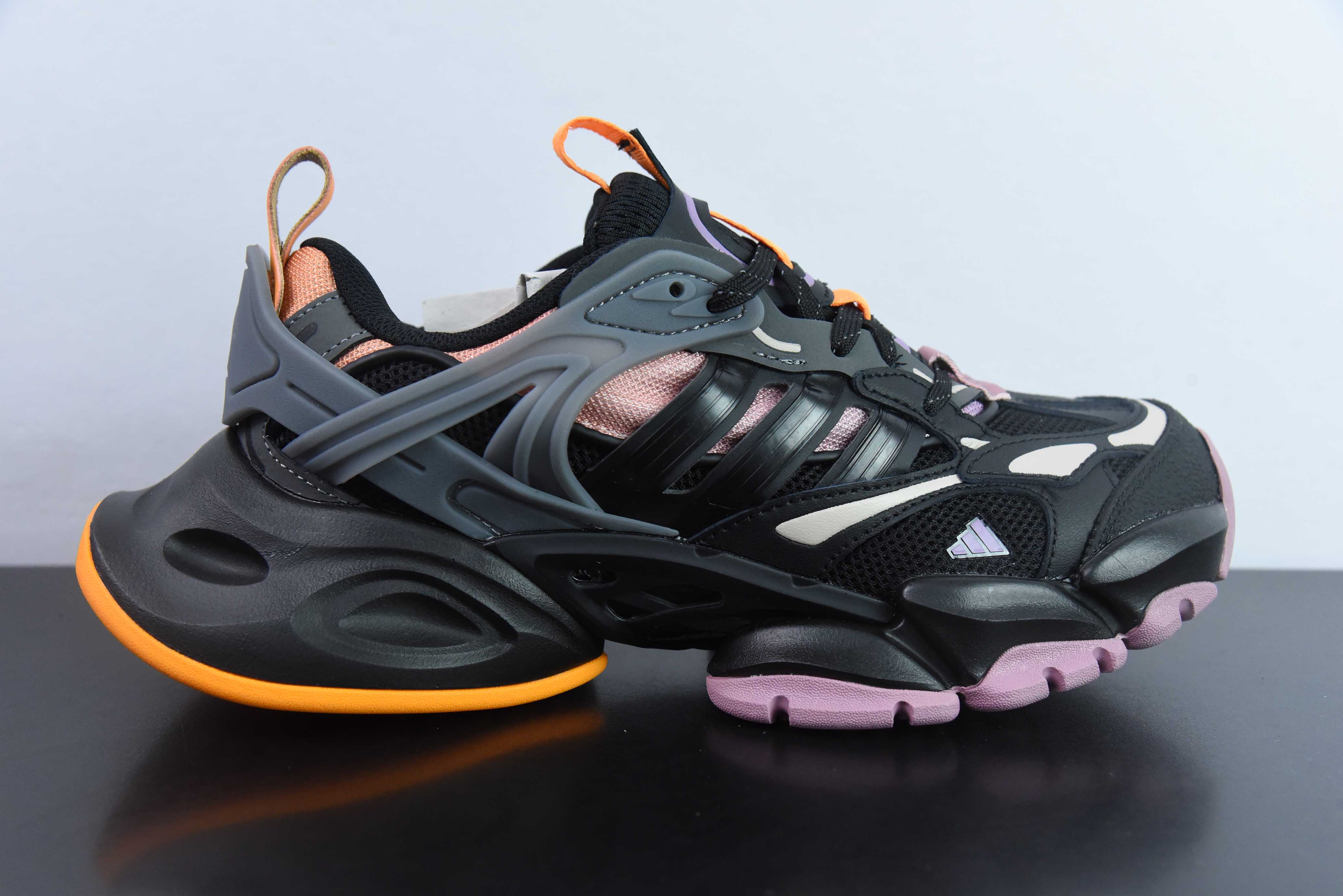 AD XLG 러너 디럭스 로우탑 두꺼운 밑창의 팝 스타일 레트로 쿠셔닝 캐주얼 스포츠 조깅화 디럭스 에디션 시리즈 상품 번호 : J 사이즈: 36-46