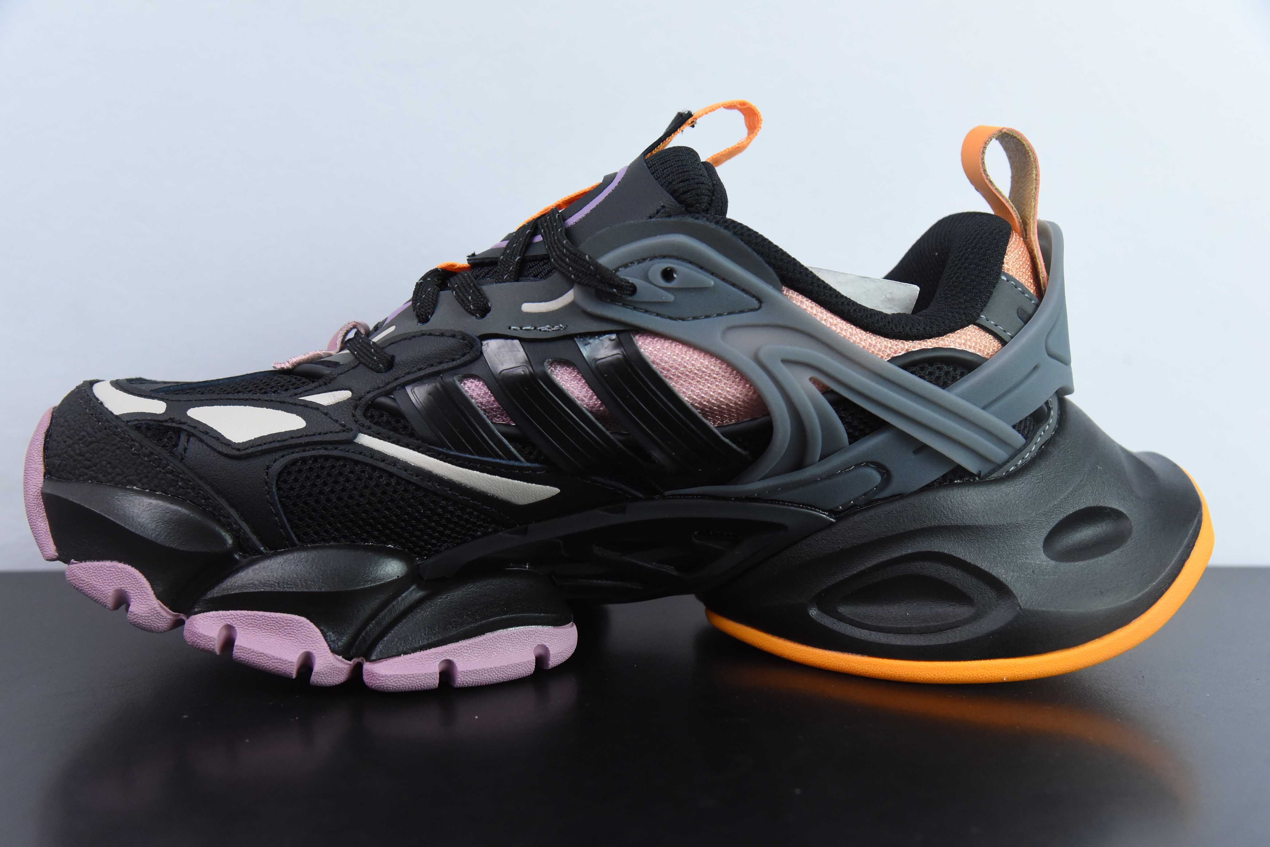 AD XLG 러너 디럭스 로우탑 두꺼운 밑창의 팝 스타일 레트로 쿠셔닝 캐주얼 스포츠 조깅화 디럭스 에디션 시리즈 상품 번호 : J 사이즈: 36-46