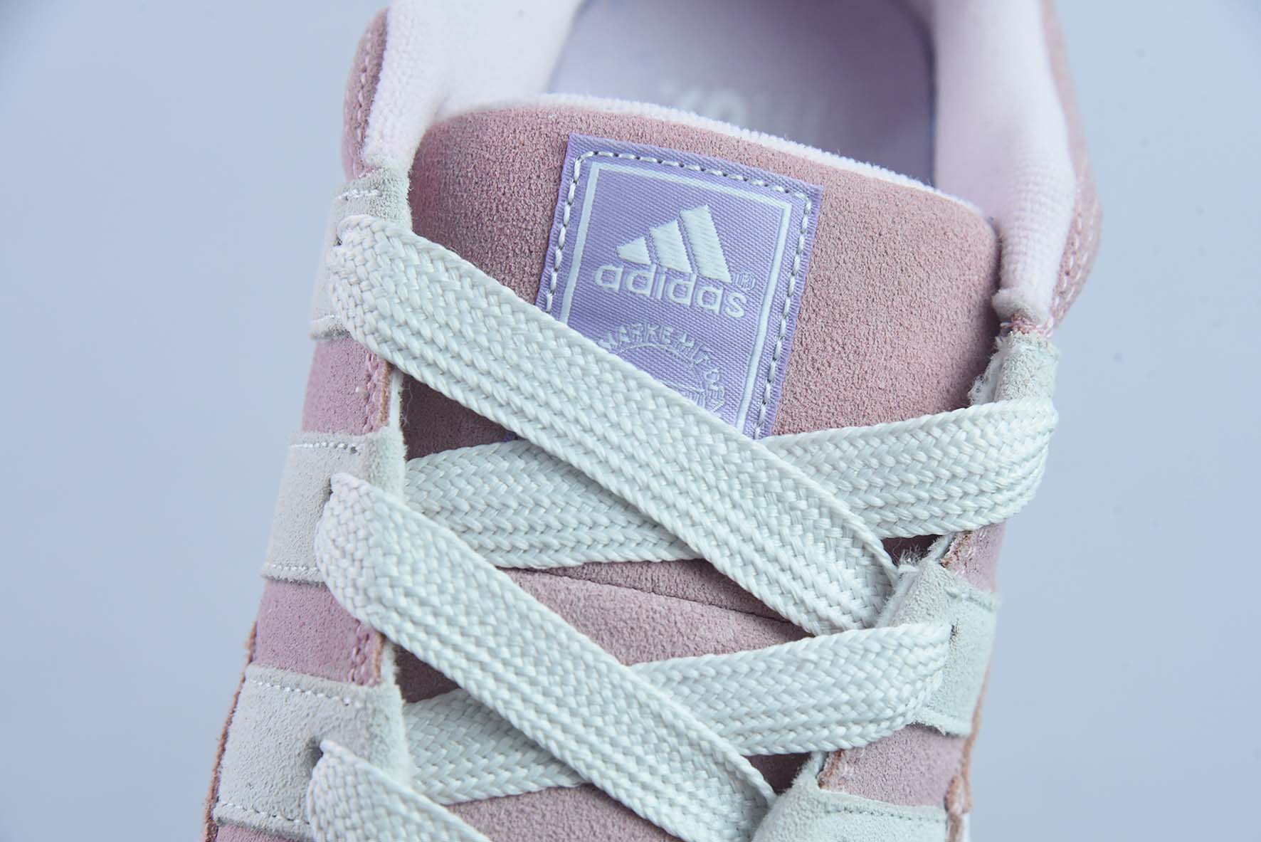 아디마틱 로우 마티치 시리즈 로우 탑 레트로 상어 빵 신발 운동 캐주얼 스케이트보드 보드 슈즈 GY2089 사이즈: 36-45