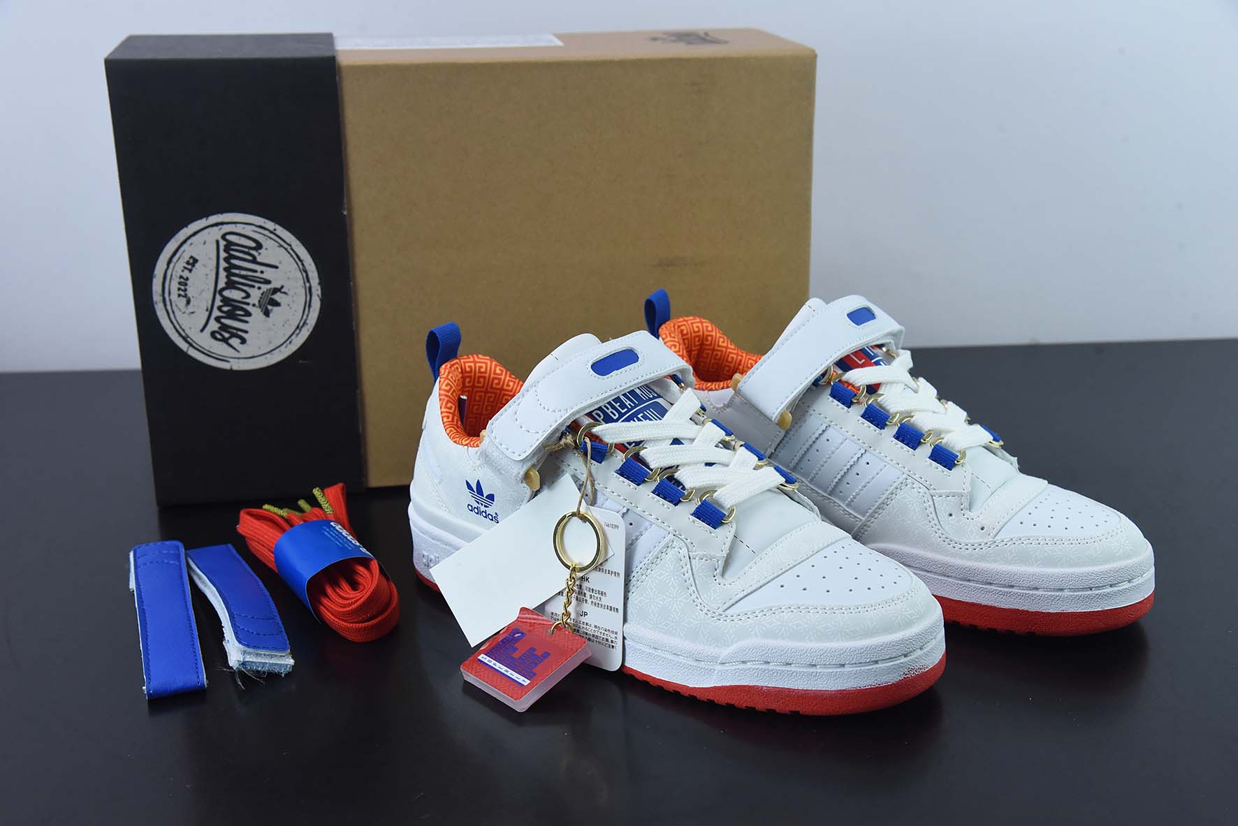 AD 포럼 84 로우 인기 단일 제품 클래식 레트로 농구화 아이템: H 사이즈: 36-45