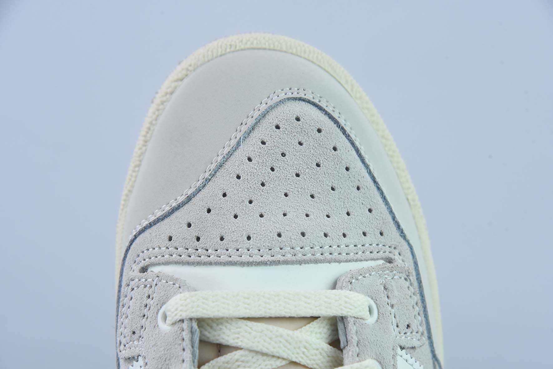 AD 오리지널스 센테니얼 85 로우 센테니얼 시리즈 로우탑 레트로 레이스업 캐주얼 트레이너 GX2215 사이즈: 36-45