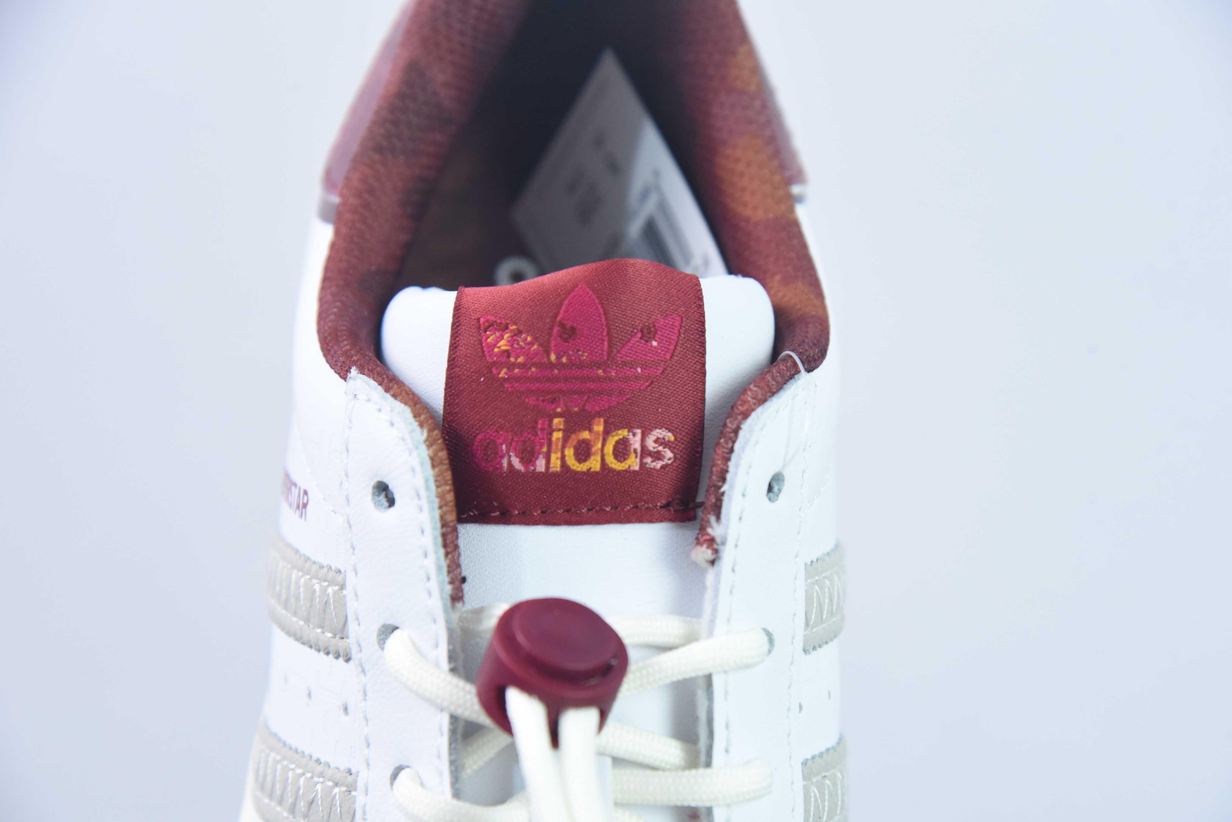 AD 아디 슈퍼스타 CNY 쉘 헤드 새해 한정 ‘’Xi 로우탑 캐주얼 보드숏 IF2577 사이즈:35.5-45