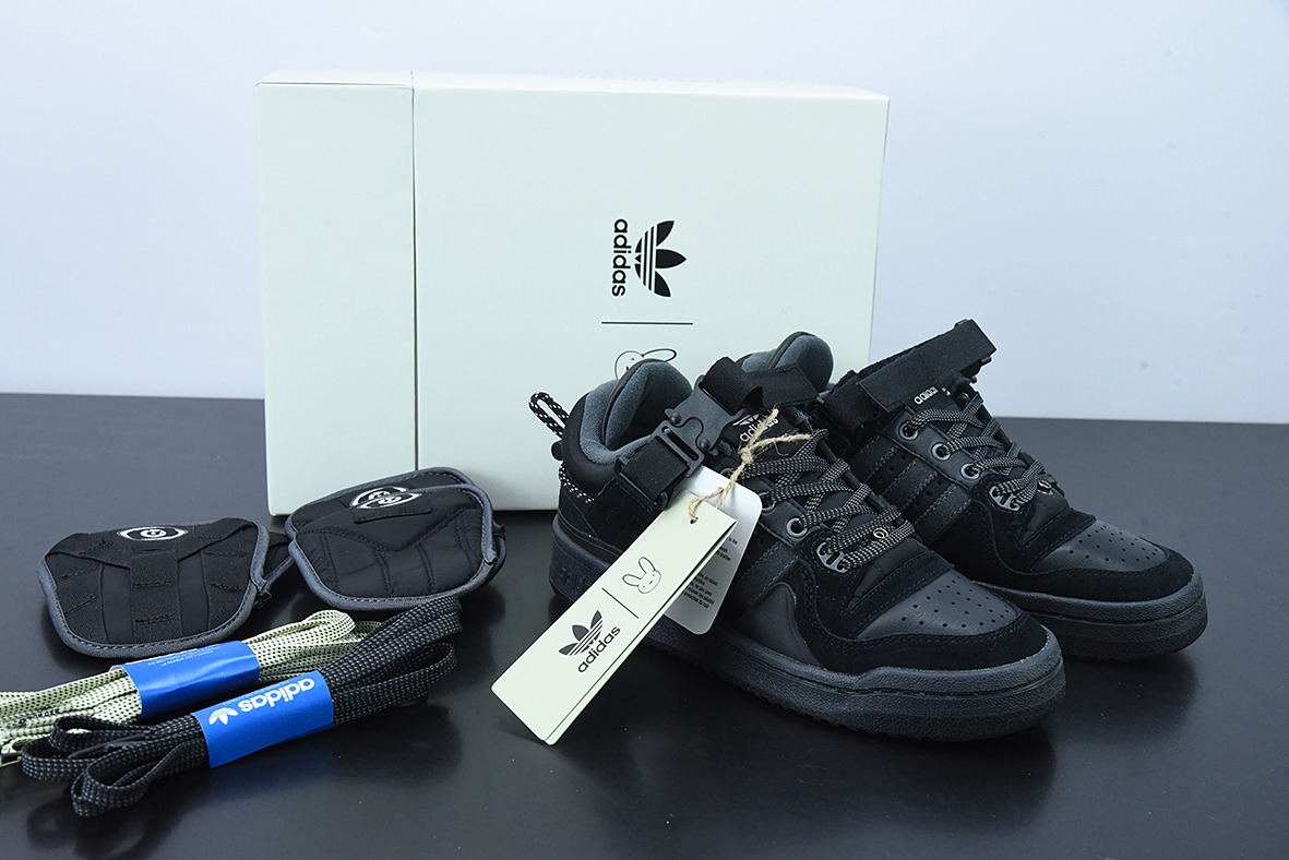 광고 배드버니 포럼 84 로우 벨크로 인기 싱글 클래식 레트로 농구화 블랙 아이템: GW5021 사이즈: 36-45