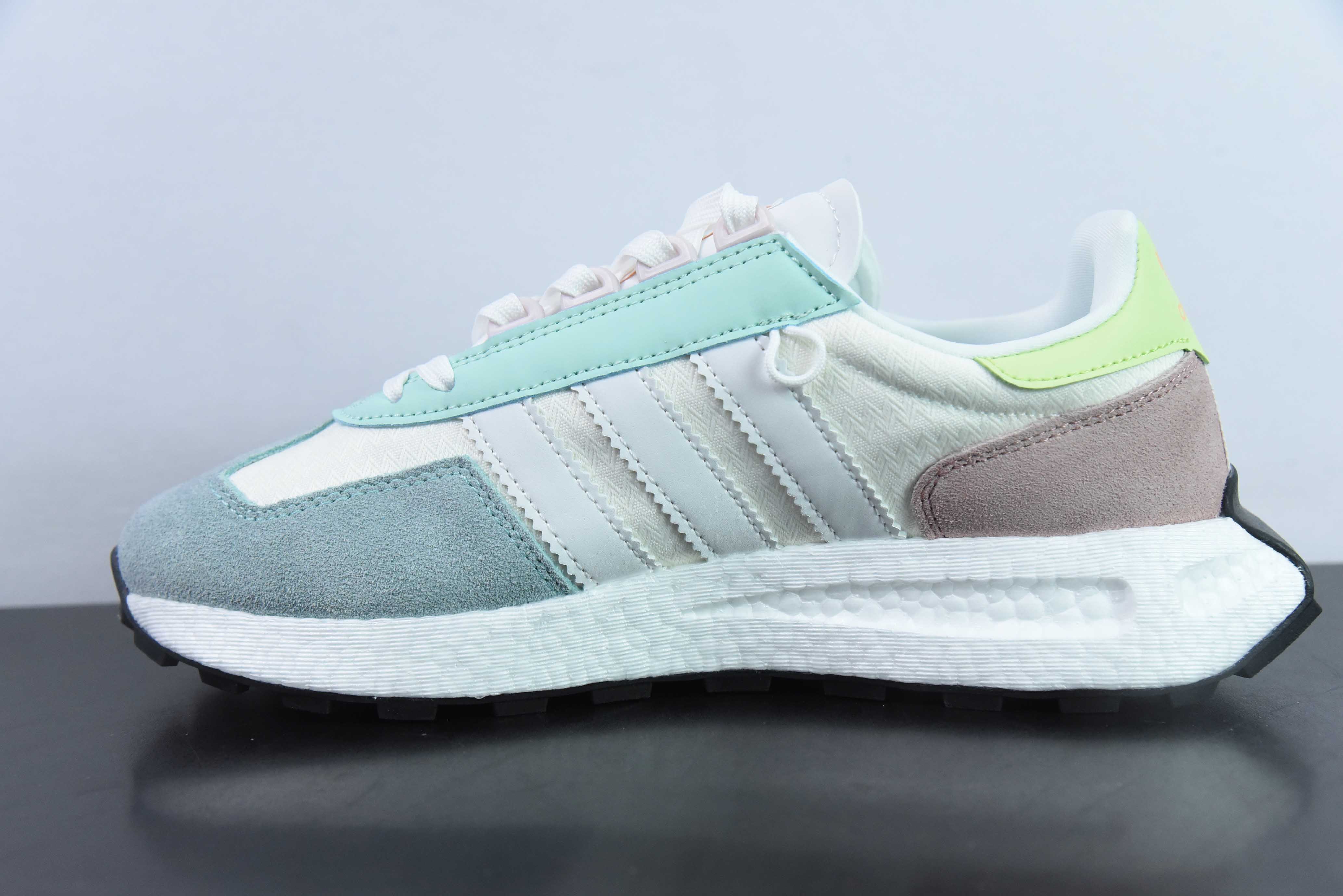 아디다스 오리지널스 레트로피 부스트 E5 시리즈 레트로 레이싱 프로토타입 제너레이션 시리즈 팝콘 쿠셔닝 캐주얼 스포츠 조깅화 아이템: ID6259 사이즈: 36-45