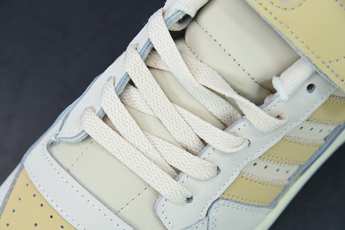 아디다스 오리지널스 포럼 84 로우 머디 그레이 옐로우 품목 번호: Gx4575 사이즈: 36-45