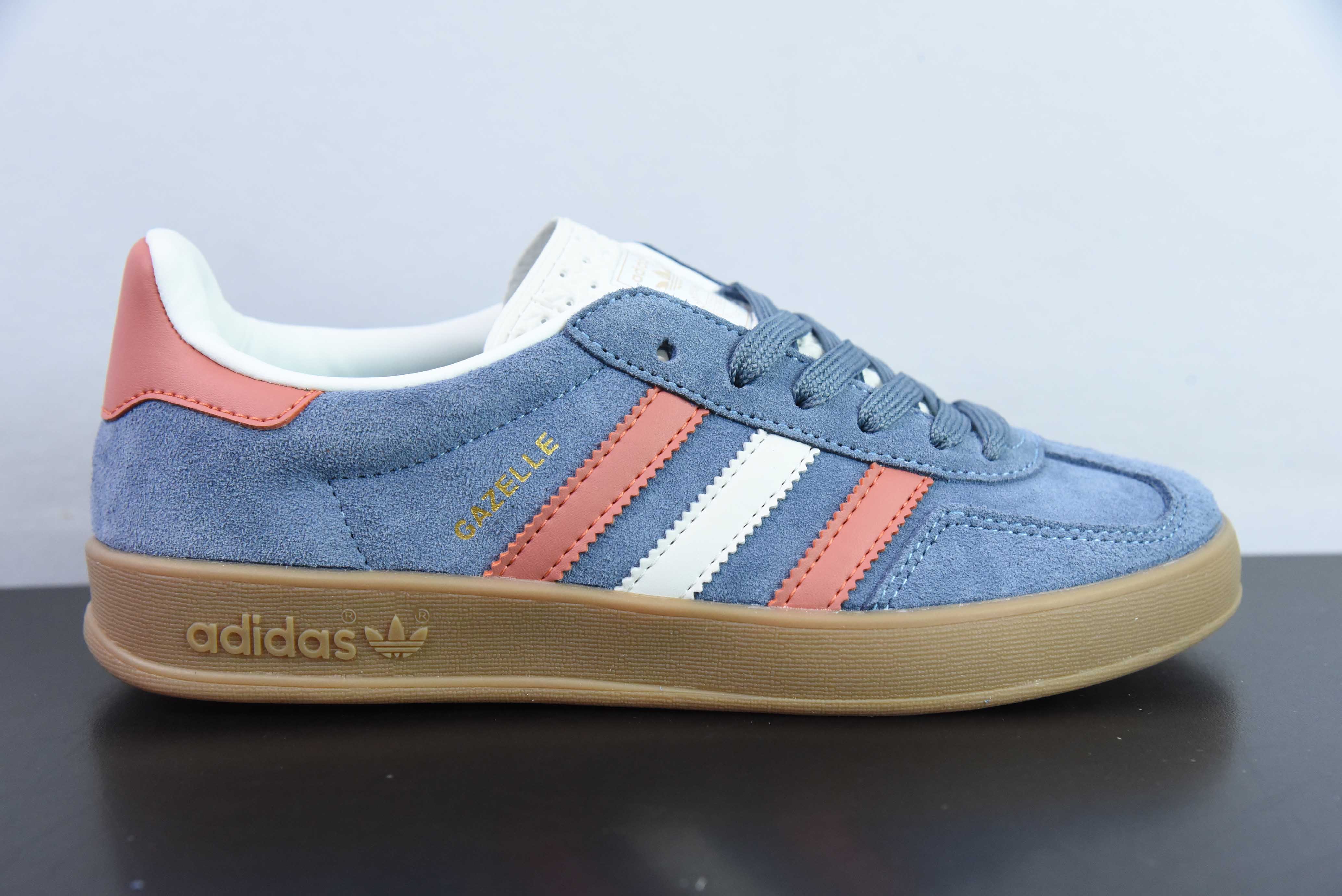 아디다스 오리지널스 가젤 인도어 샴록 캐주얼 미끄럼 방지 내마모성 로우탑 보드 슈즈 아이템 번호: IG1640 사이즈: 36-45