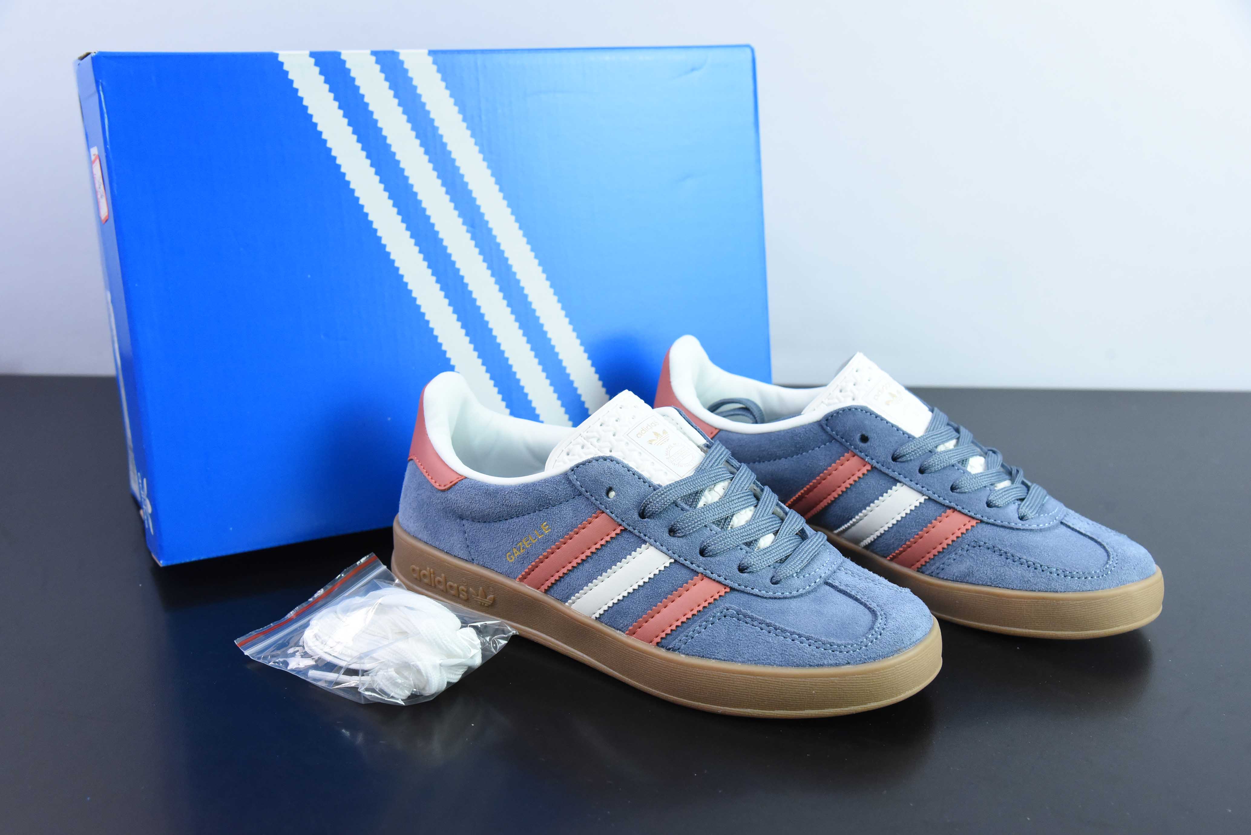 아디다스 오리지널스 가젤 인도어 샴록 캐주얼 미끄럼 방지 내마모성 로우탑 보드 슈즈 아이템 번호: IG1640 사이즈: 36-45