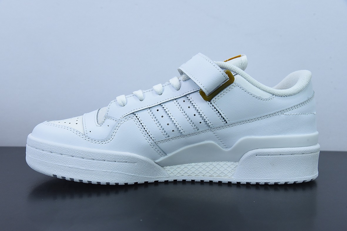 아디다스 84 벨크로 아디다스 오리지널스 포럼 84 로우 로우탑 아이템: GZ6379 사이즈: 36-40