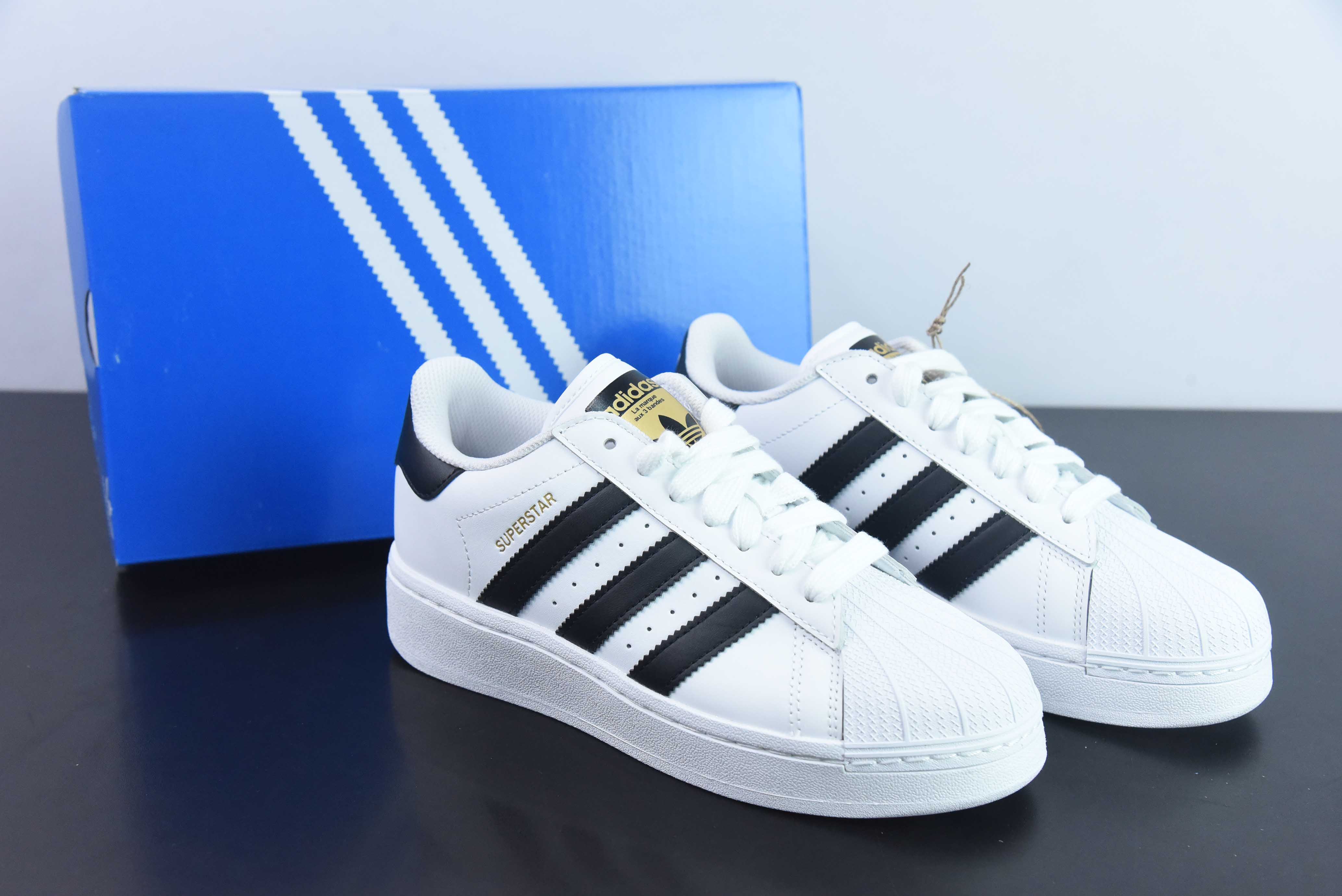 AD 오리지널스 슈퍼스타 클래식 빈티지 쉘 헤드 두꺼운 바닥 스니커즈 아이템 번호: IF9995 사이즈: 36-45