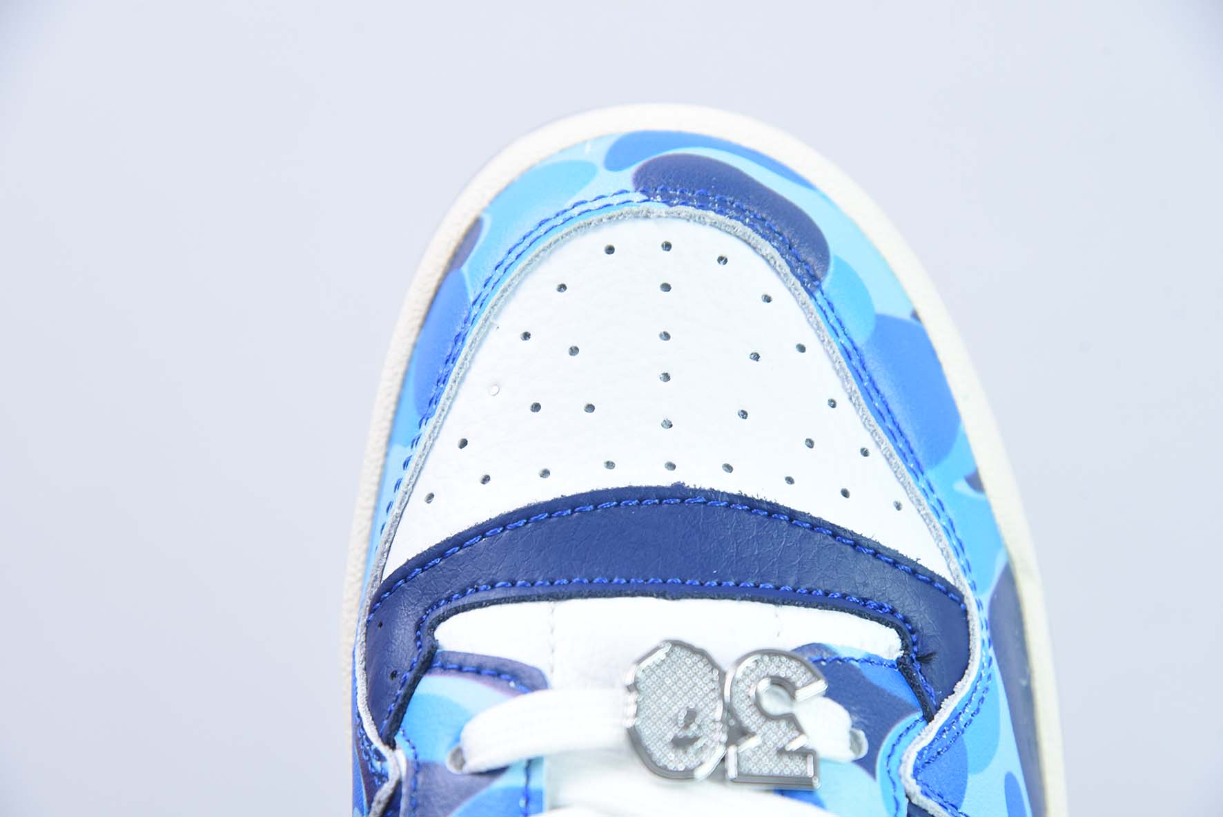 ENK81586347 바페 x AD 포럼 84 로우 OG 로우탑 트렌디 캐주얼 트레이너 아이템 번호: ID4772 사이즈: 36-45