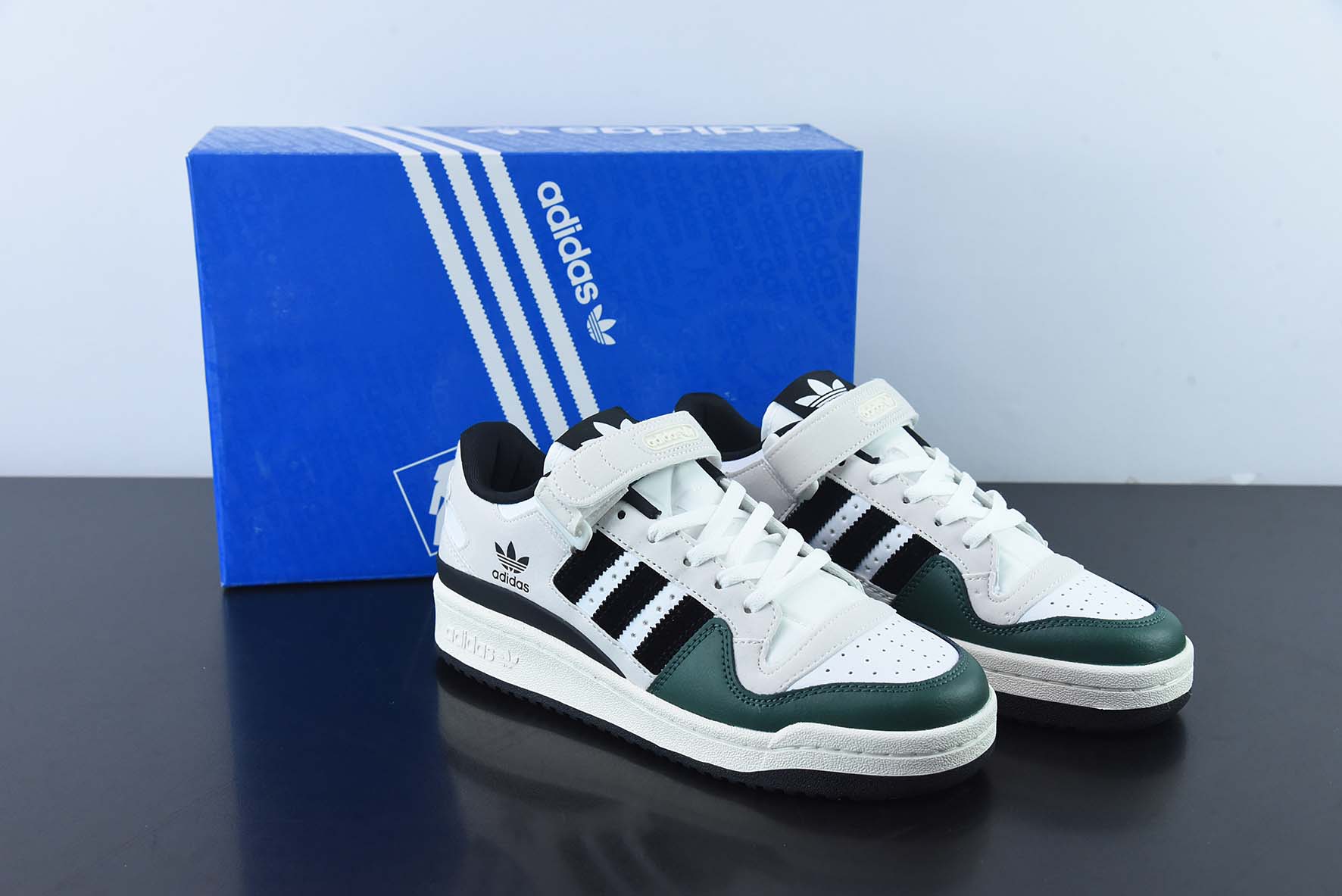 포럼 84 로우 OG 로우탑 벨크로 레이스업 캐주얼 스니커즈 아이템 번호: GY8203 사이즈: 36-45