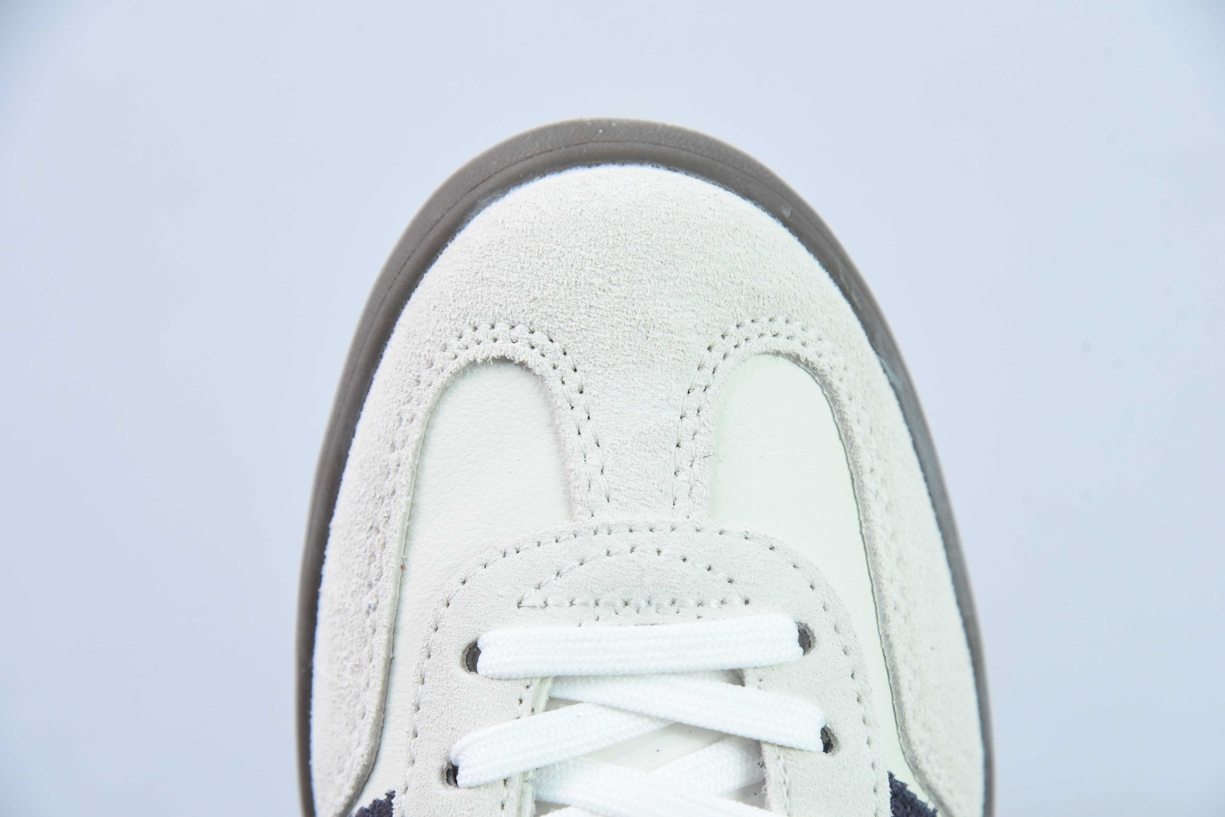 AD 오리지널스 가젤 인도어 베이지 블랙 클로버 레트로 캐주얼 스니커즈 아이템: IH8548 사이즈: 35-45