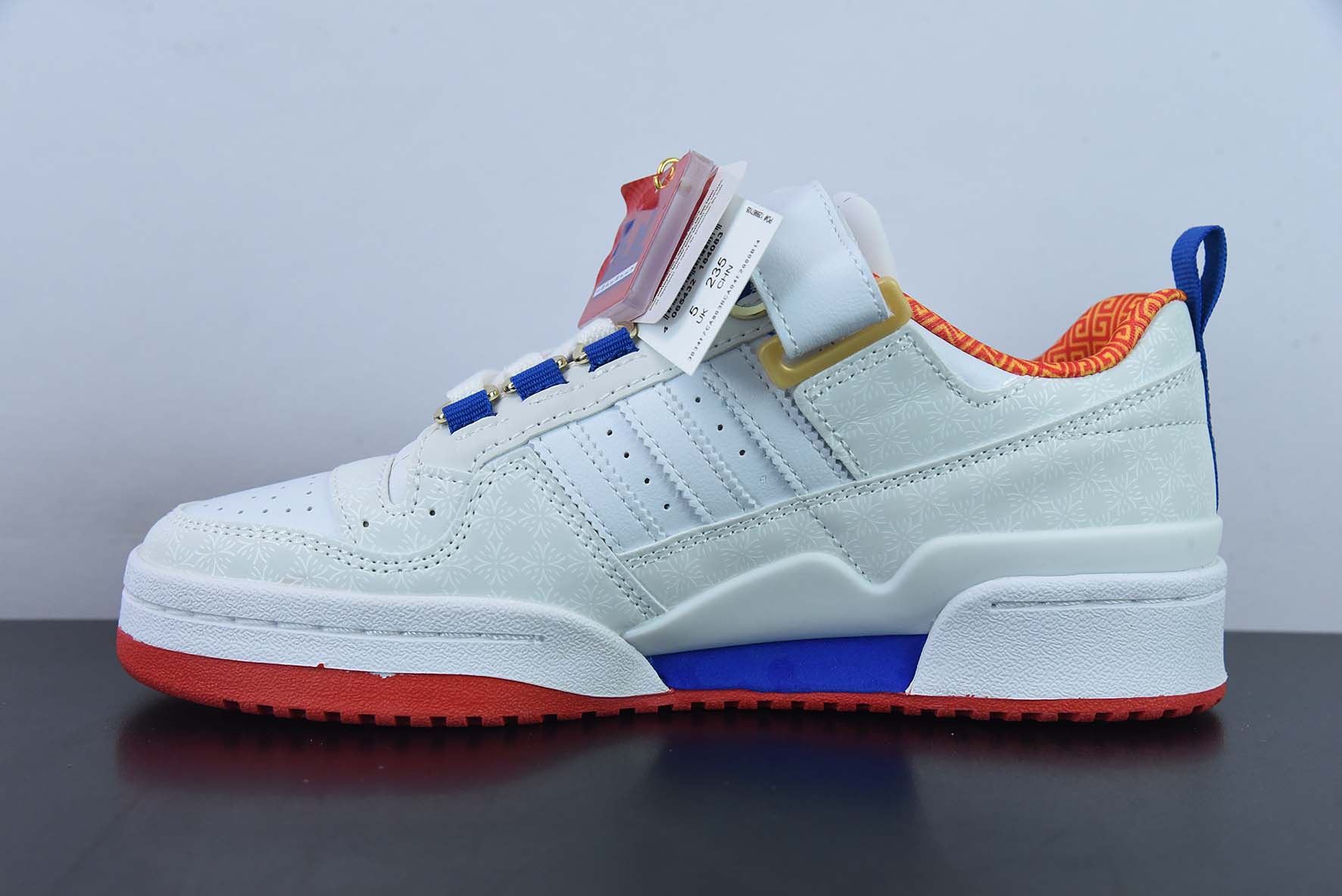 애드 포럼 84 로우 인기 아이템 클래식 레트로 농구화 아이템 번호:H 사이즈:36-45