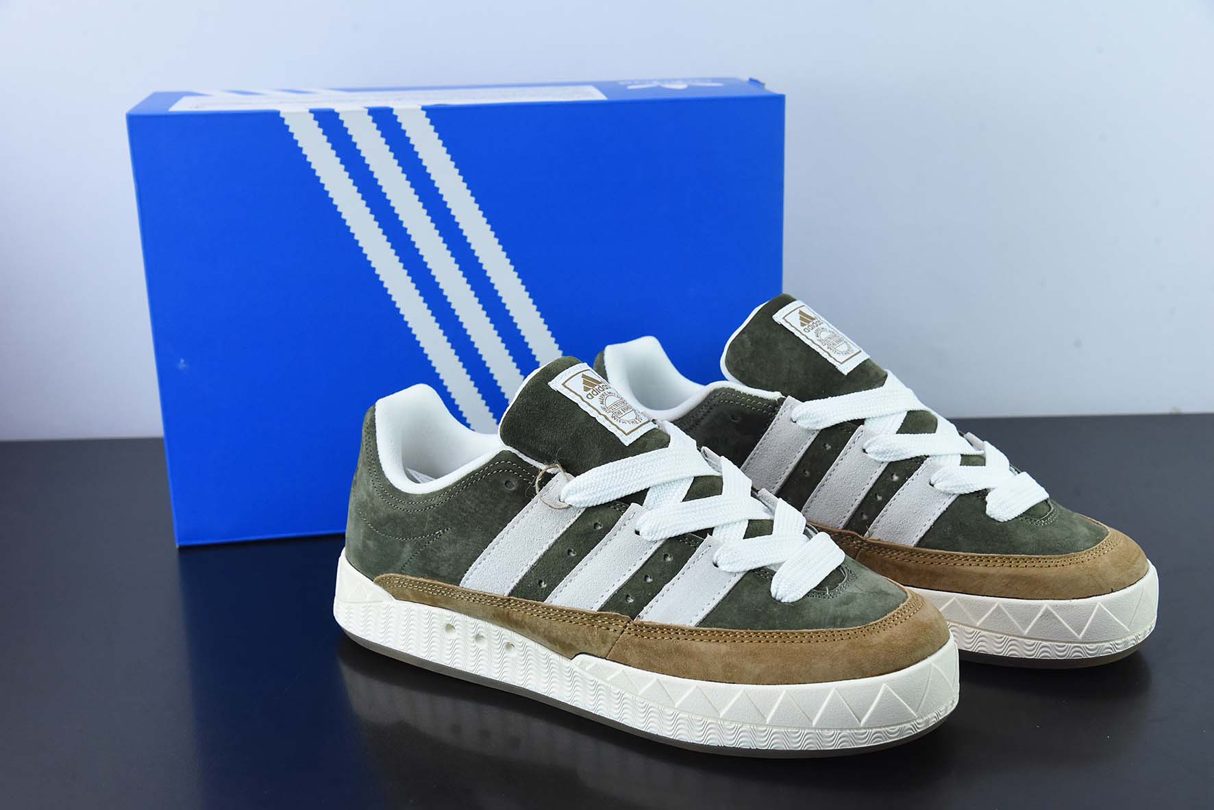 AD 아디매틱 로우 마티치 시리즈 로우 탑 레트로 샤크 브레드 캐주얼 운동 캐주얼 스케이트보드 보드 슈즈 아이템 번호: H 사이즈 36-45