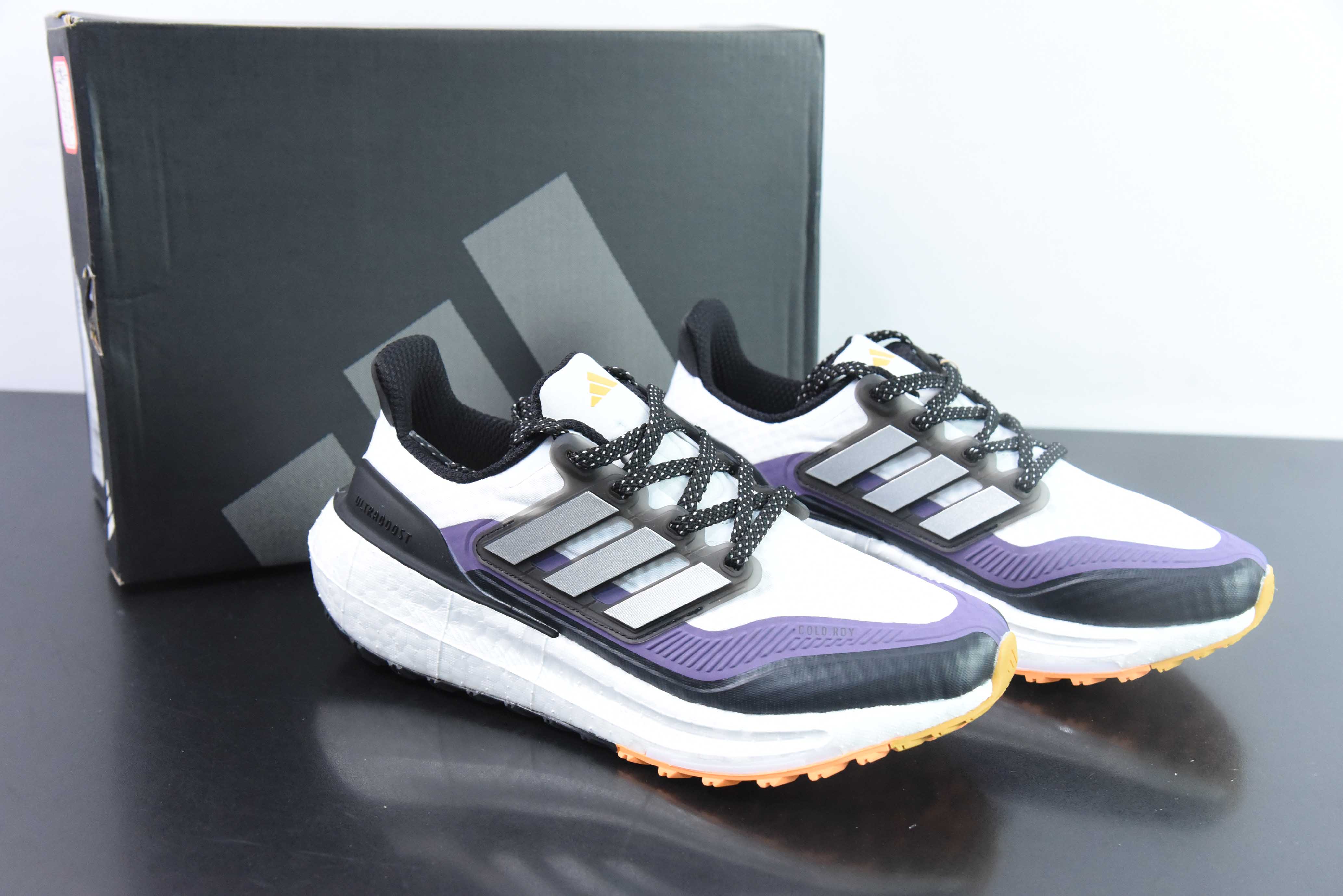 Ad 울트라 부스트 라이트 23 아디다스 새로운 UB9.0 라이트 탄성 두꺼운 밑창 팝콘 러닝화 아이템 번호: IE1678 사이즈: 39-45