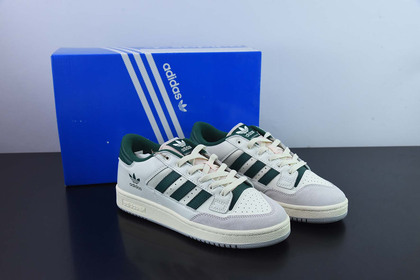 아디다스 아디다스 클로버 센테니얼 85 로우 캐주얼 스니커즈 레트로 농구화 모양을 기반으로 한 가죽 스펠링 아이템 번호: GX2214 사이즈: 36-45