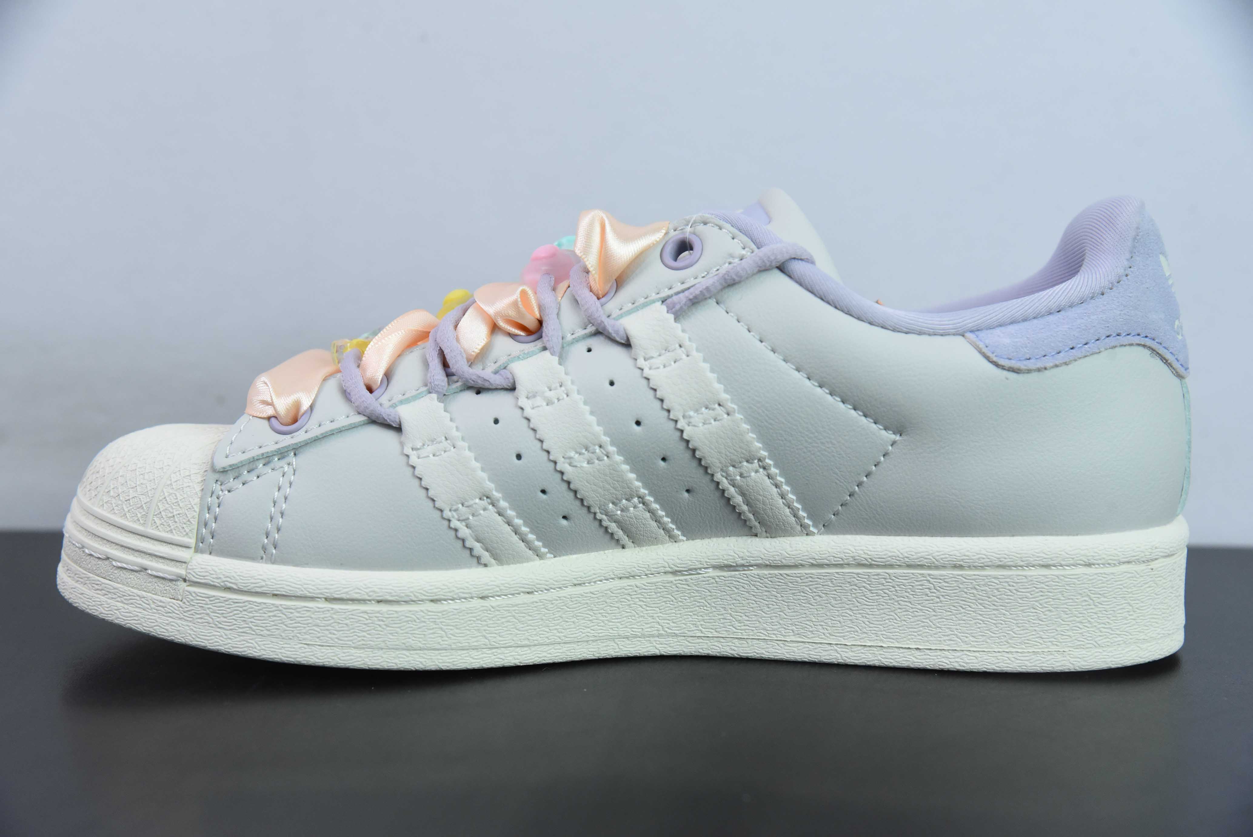 AD 오리지널스 슈퍼스타 클래식 빈티지 쉘 토 보드숏 아이템 번호: IF1804 사이즈: 36-45