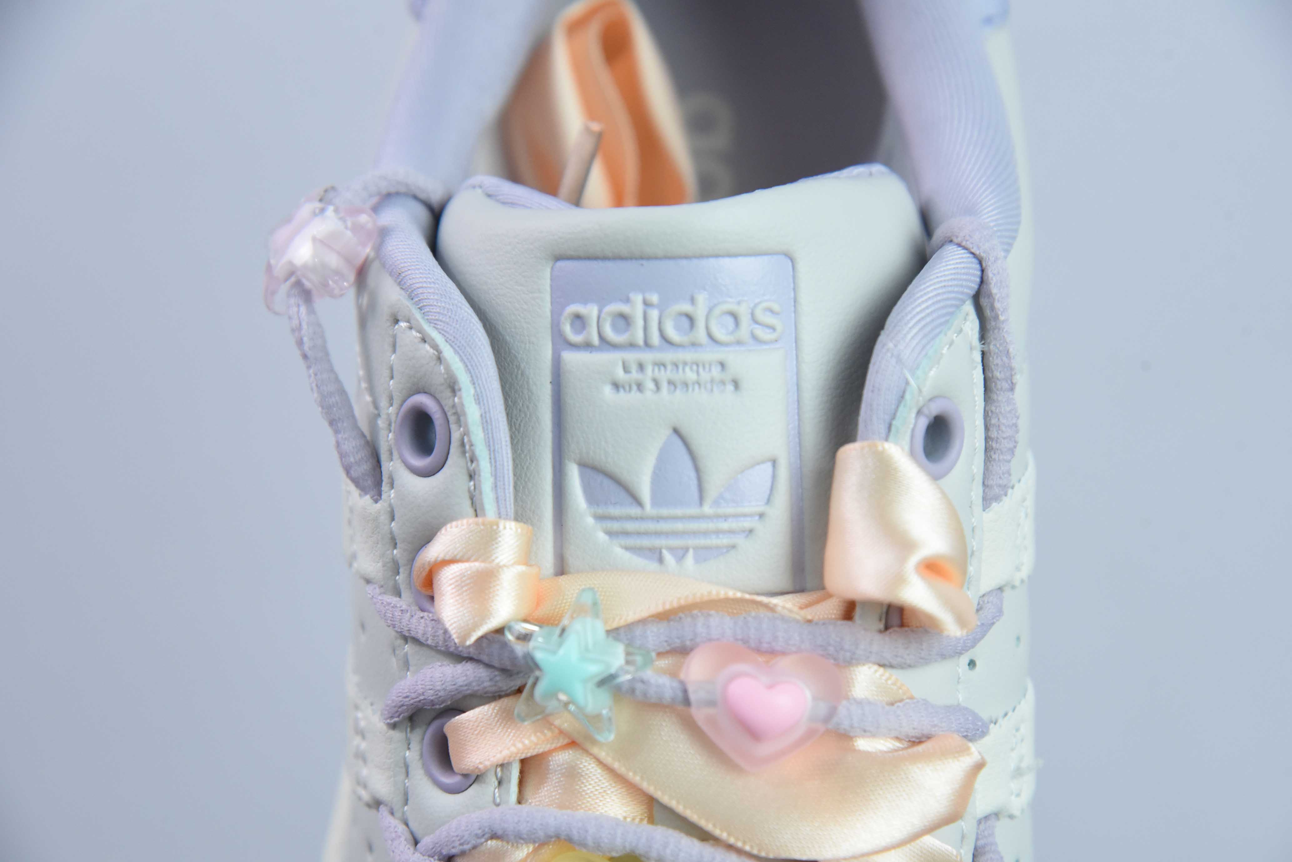 AD 오리지널스 슈퍼스타 클래식 빈티지 쉘 토 보드숏 아이템 번호: IF1804 사이즈: 36-45