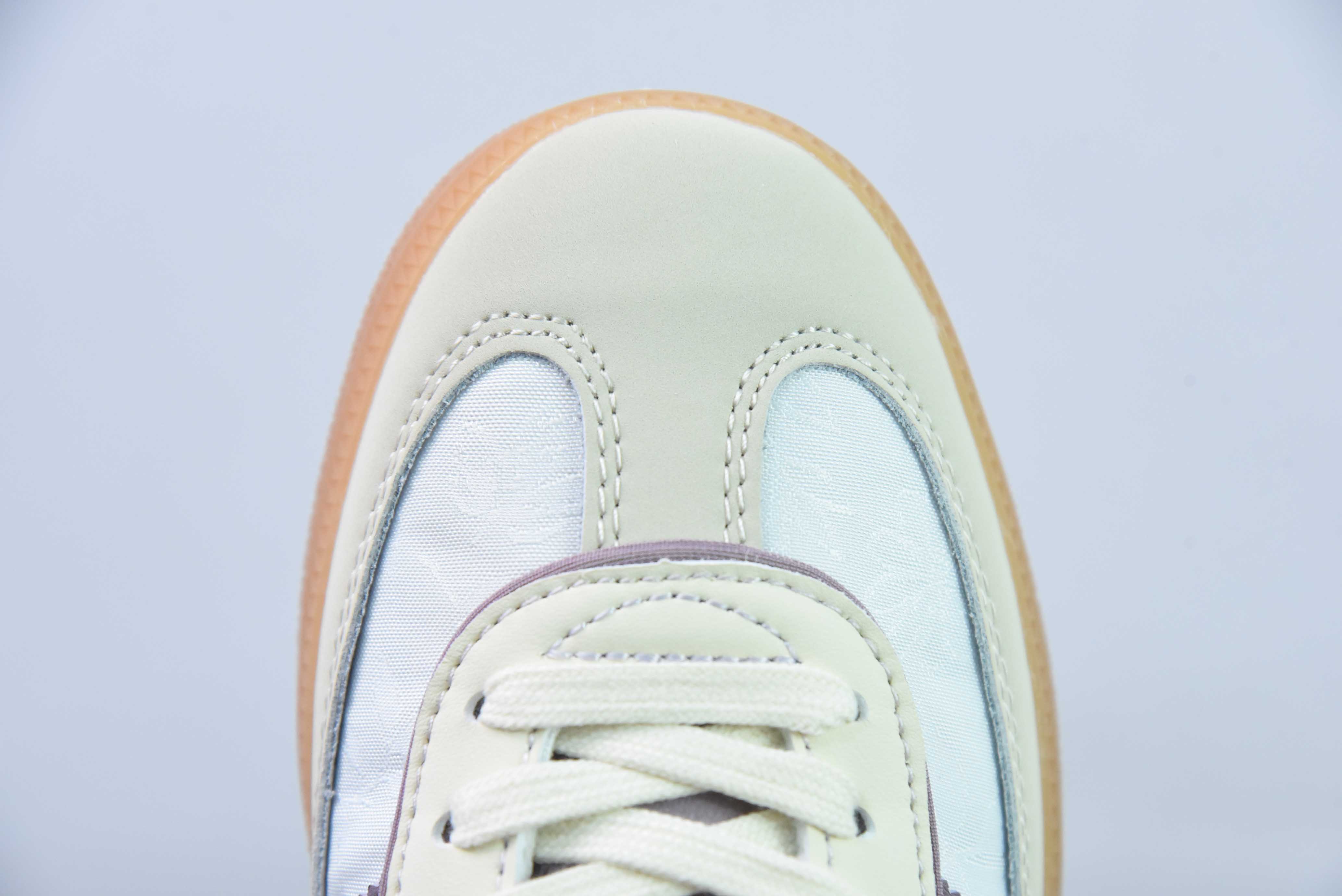 AD 오리지널스 가젤 실내 독일 트레이닝 시리즈 클로버 레트로 캐주얼 트레이너 아이템: IE1417 사이즈: 35-45