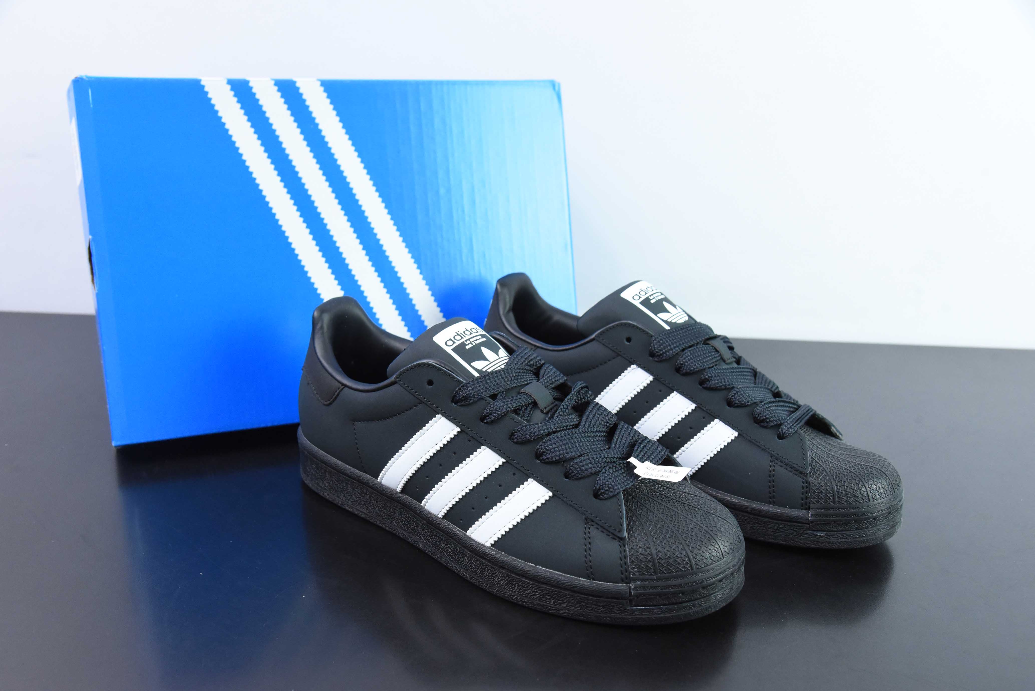 AD 오리지널스 슈퍼스타 클래식 레트로 쉘 토 보드 슈즈 아이템 번호: ID0996 사이즈: 35-45