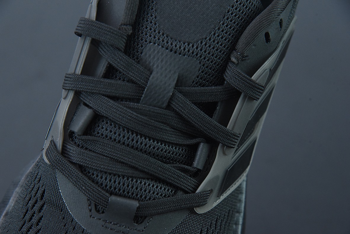 아디다스 아디다스 퓨어부스트 LTD 22 팝콘 쿠셔닝 미드솔 러닝화 아이템 번호: GZ5173 사이즈: 36-45