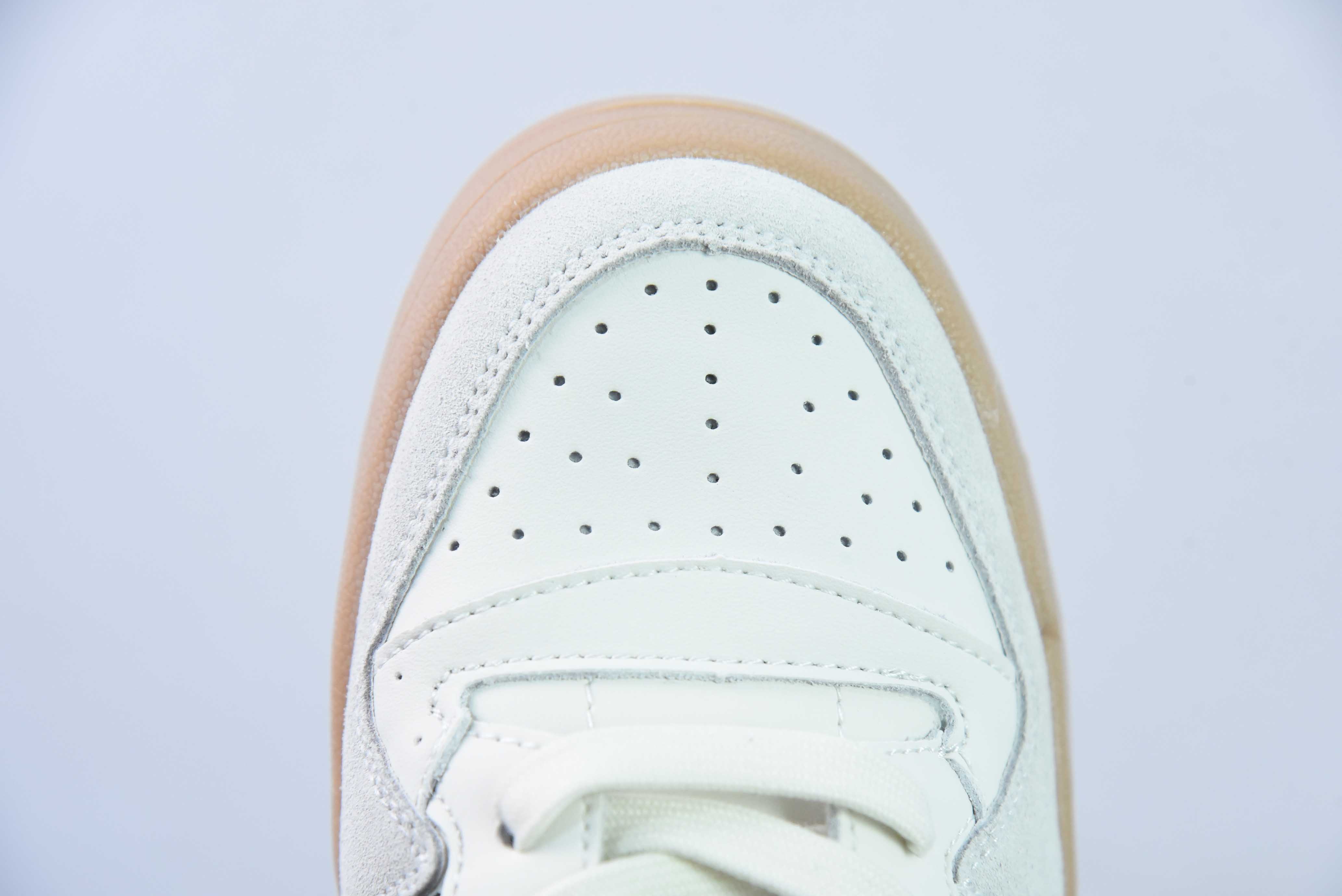 아디다스 아디다스 포럼 로우 CL 로우탑 트렌디 캐주얼 트레이너 아이템 번호: IG3769 사이즈: 36-45