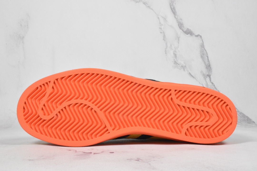 아디다스 리틀비 여자친구를 위해 구입하세요!