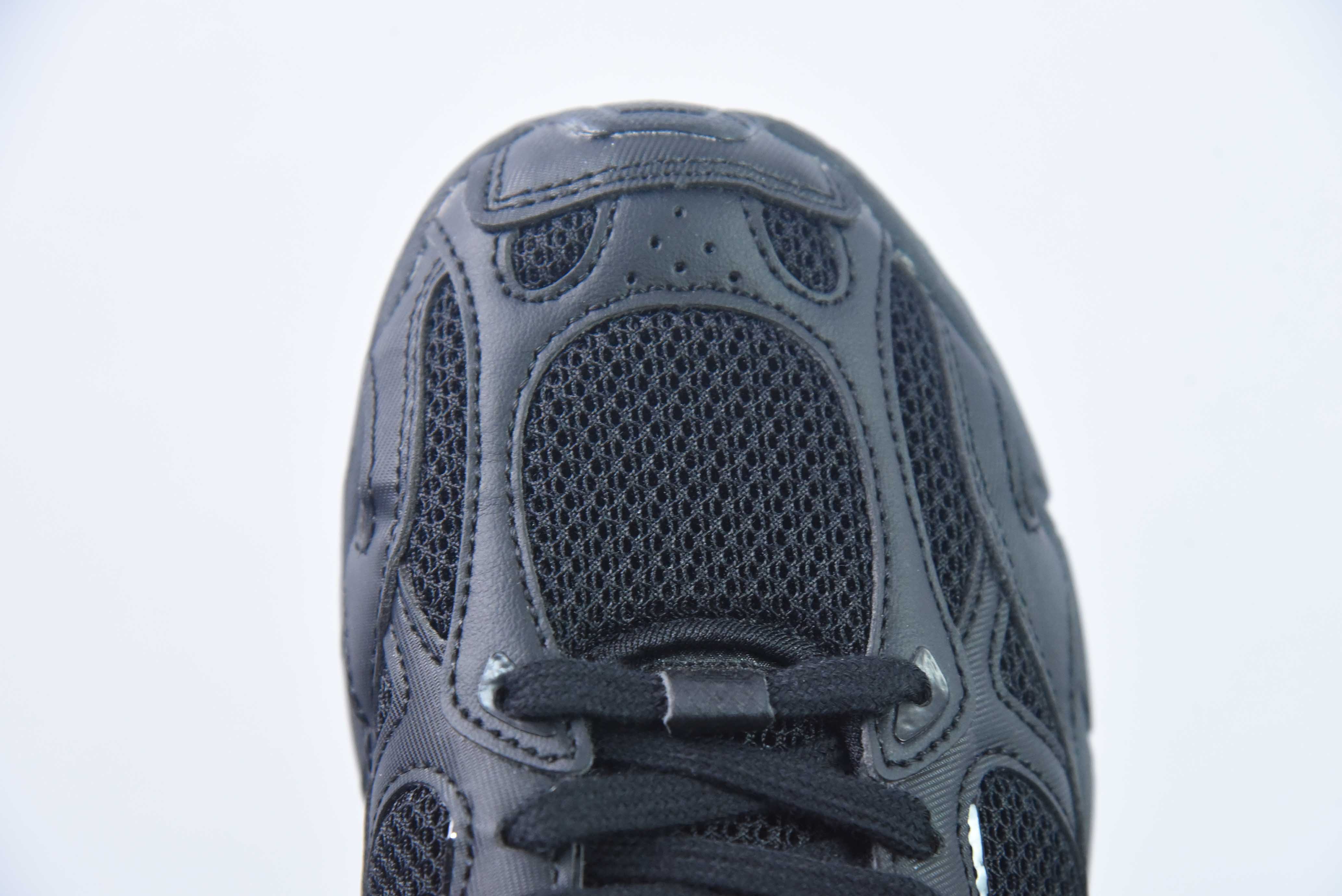 아디다스 아디다스 오리지널스 아스티르 스페이스 실버 그레이 아스티르 시리즈 아빠 스타일 레트로 통기성 쿠셔닝 캐주얼 스포츠 조깅화 아이템 번호: GW4341 사이즈: 36-45