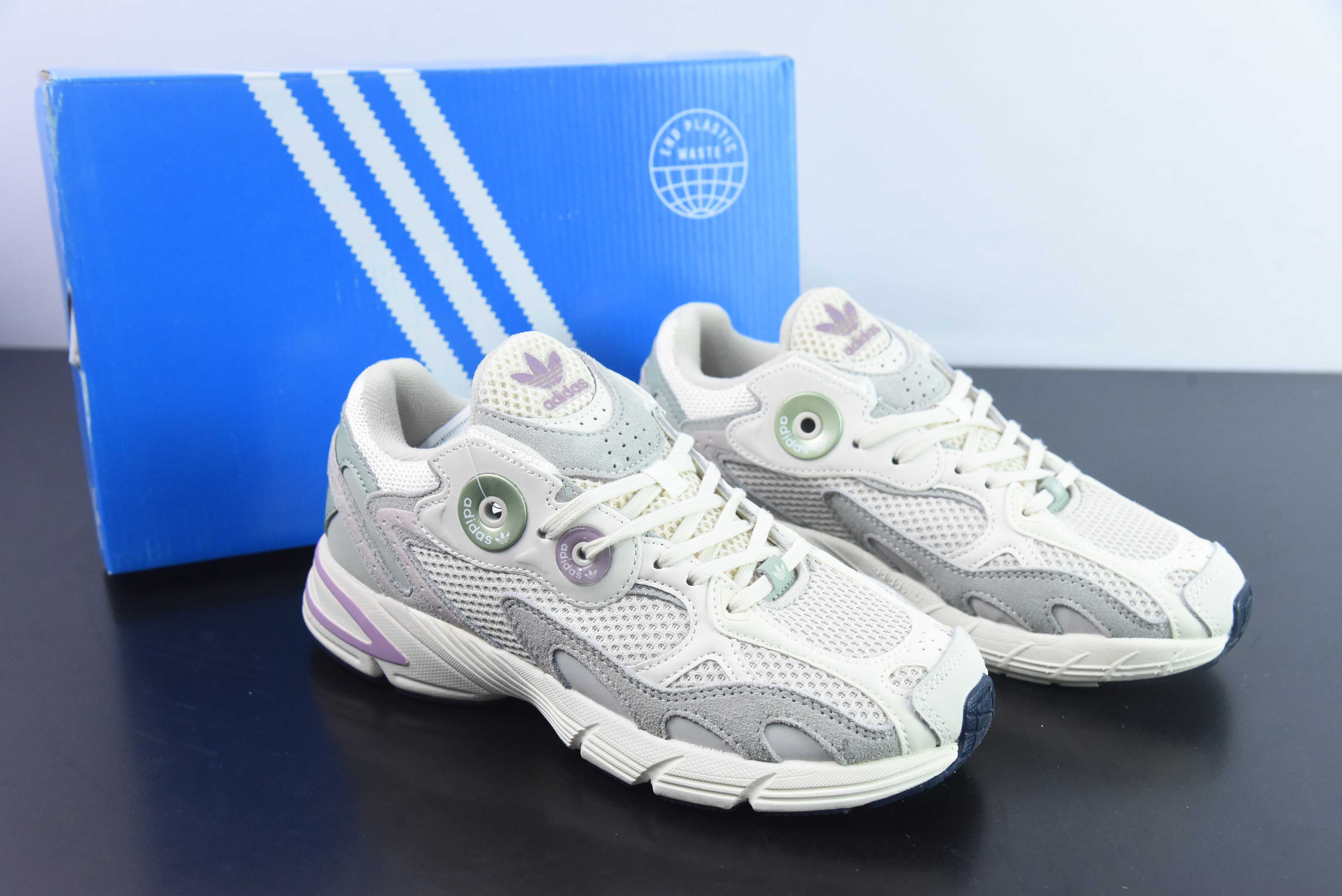 아디다스 아디다스 오리지널스 아스티르 스페이스 실버 그레이 아스티르 시리즈 팝 스타일 레트로 통기성 쿠셔닝 캐주얼 스포츠 조깅화 아이템 번호: GZ4333 사이즈: 36-45