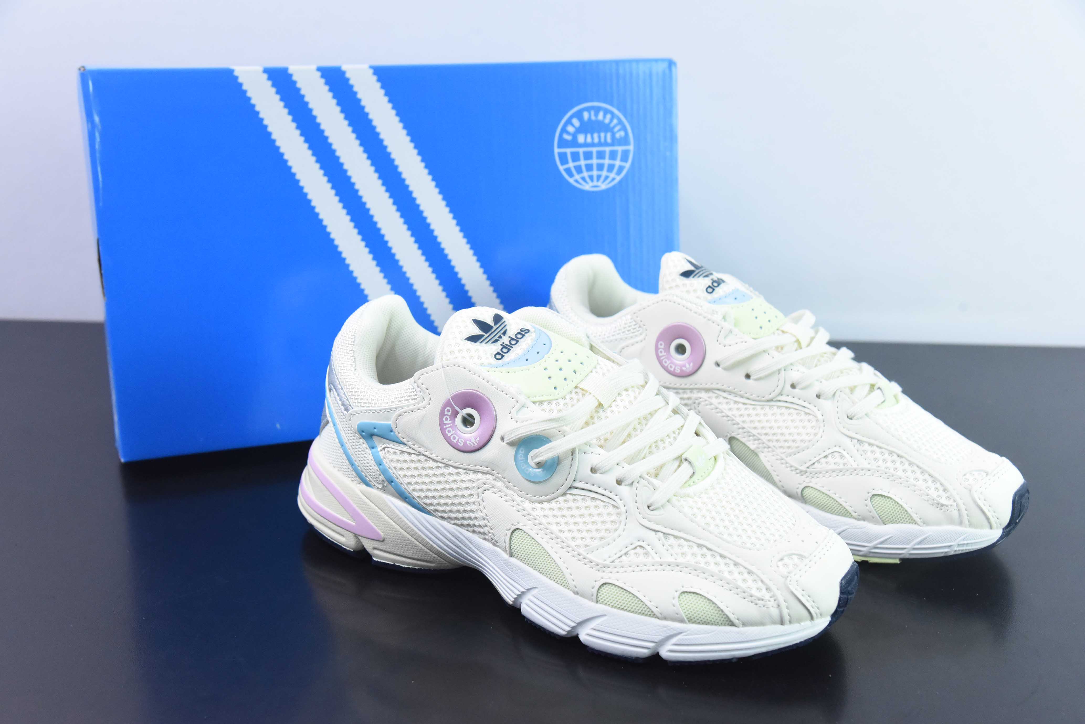 아디다스 아디다스 오리지널스 아스티르 스페이스 실버 그레이 아스티르 시리즈 팝스 스타일 레트로 통기성 쿠셔닝 캐주얼 스포츠 조깅화 아이템 번호: GZ4331 사이즈: 36-45