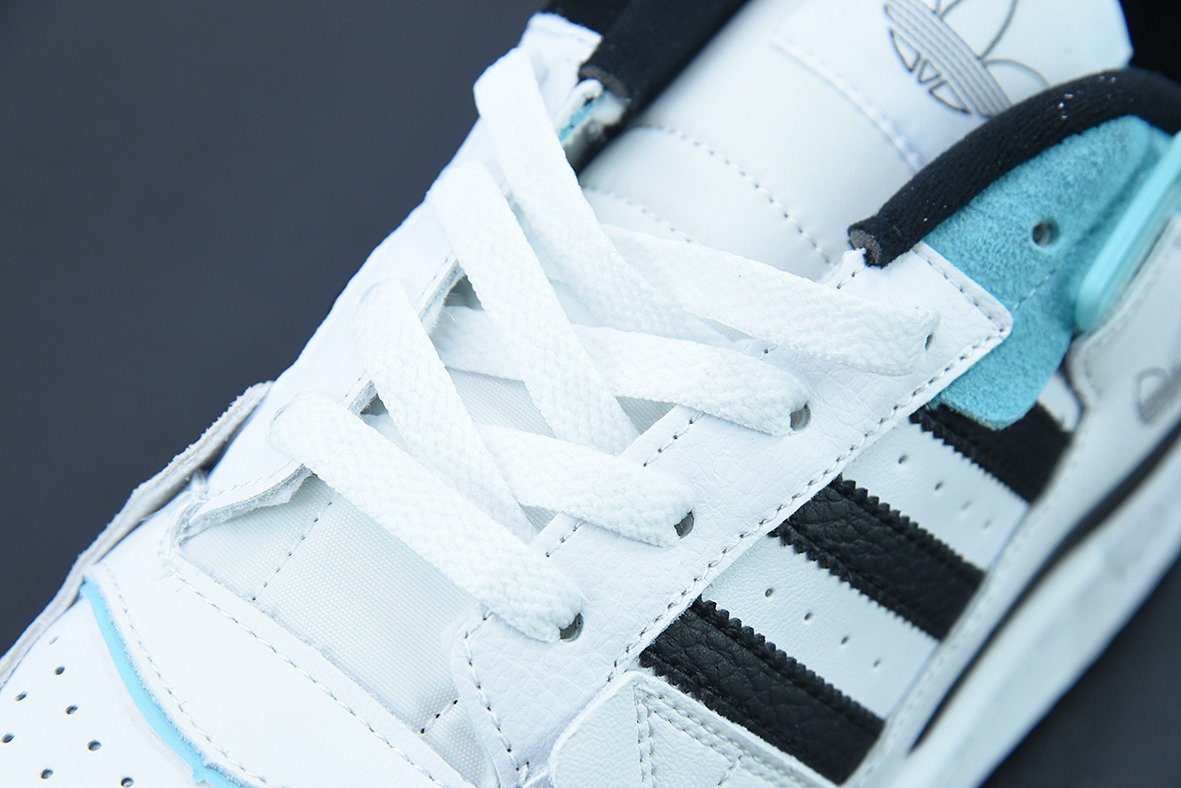 아디다스   아디다스 아디다스 포럼 84 로우 아디 샴록 크리켓 신발 화이트 블랙 블루 품목 번호 : GZ5gz... 사이즈: 36-45