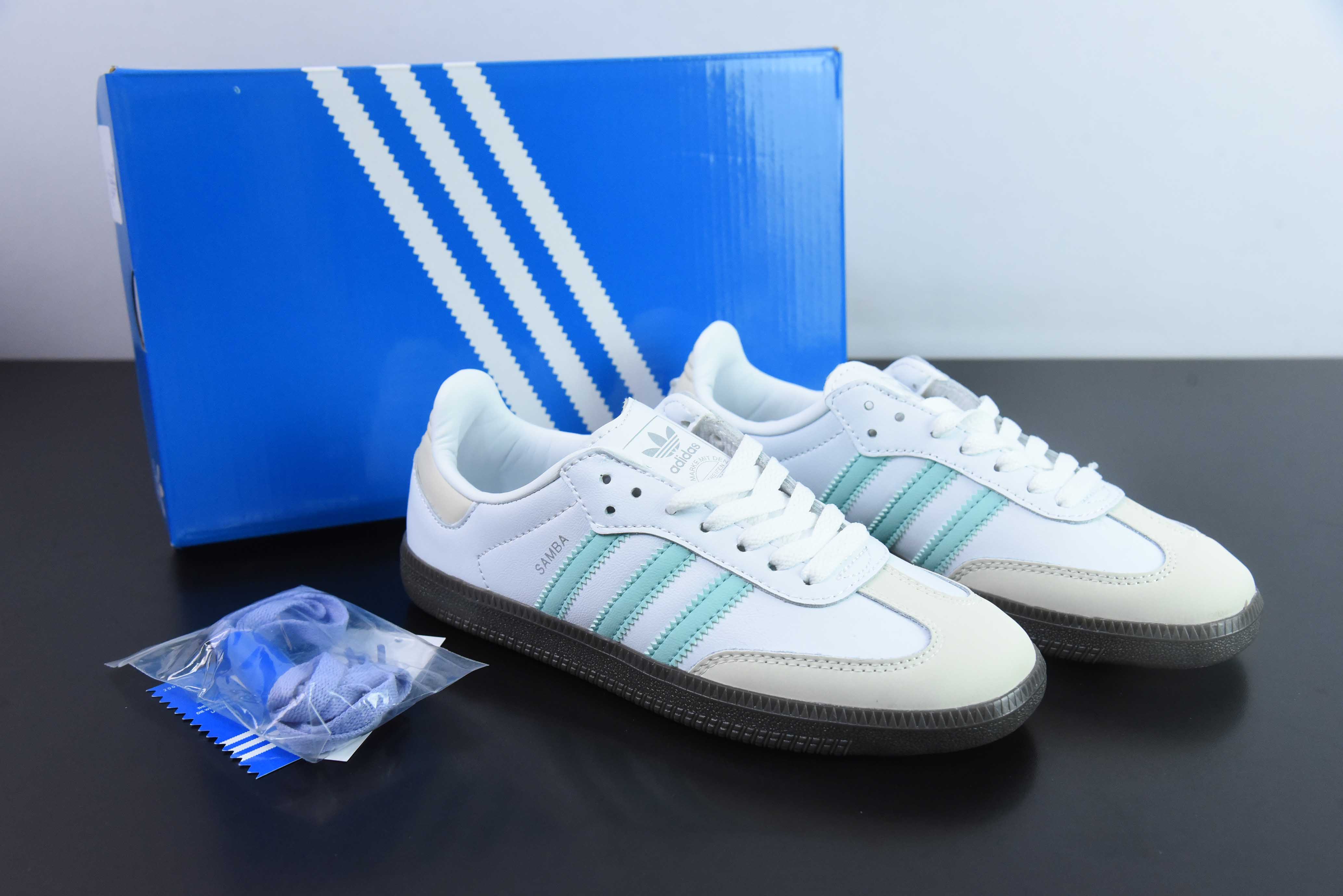 아디 클로버 아디다스 오리지널스 삼바 OG 편안하고 가벼운 미끄럼 방지 내마모성 로우탑 크리켓화 여성용 화이트 그린 36-45 사이즈