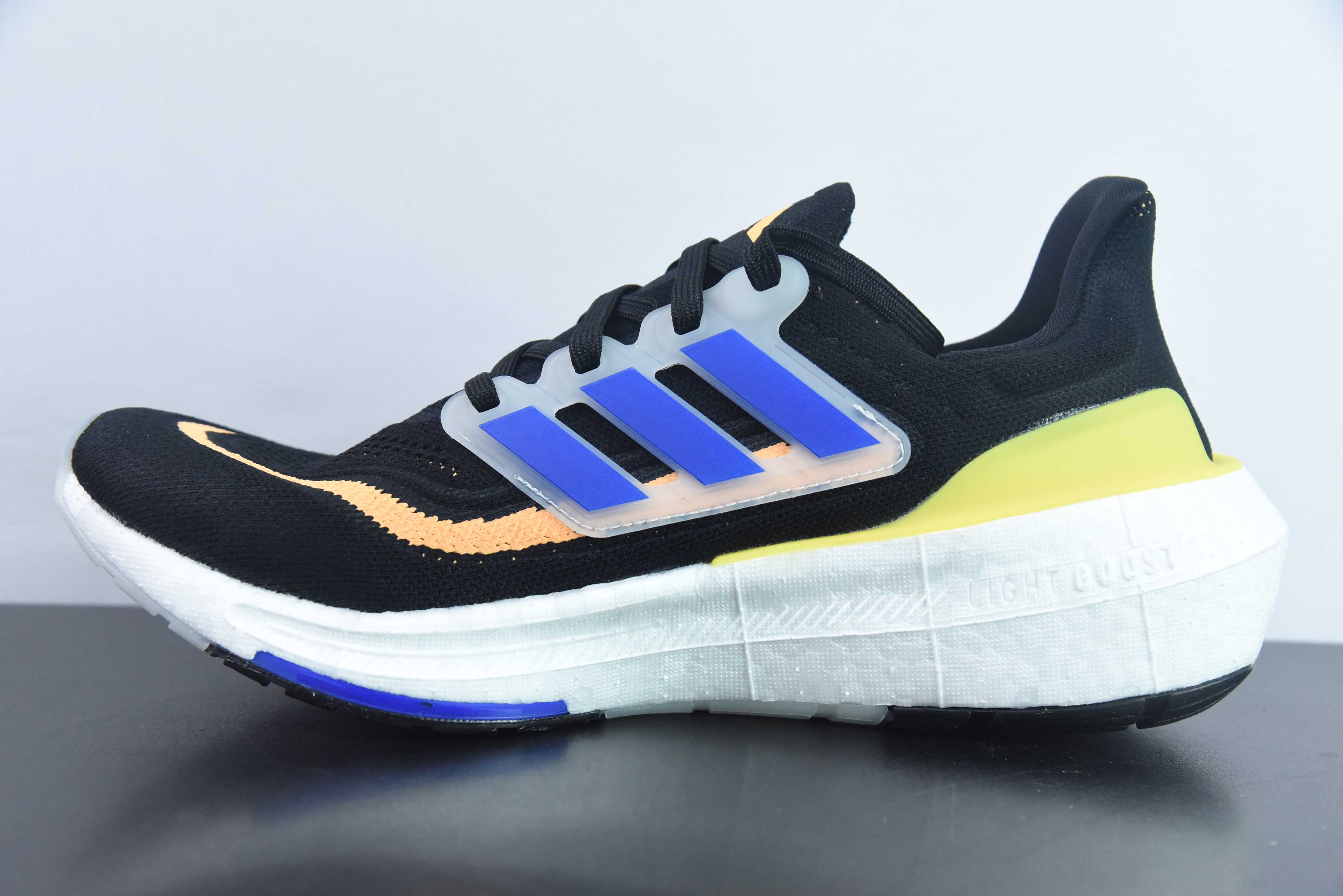 Adi AD 퓨어 부스트 2023 라이트 화이트   오렌지   블루 23 버전의 가벼운 탄성 UB 시리즈 로우 탑 삭 라이너 니트 통기성 쿠셔닝 레저 스포츠 조깅화 제품 번호 : H 사이즈 : 39-48