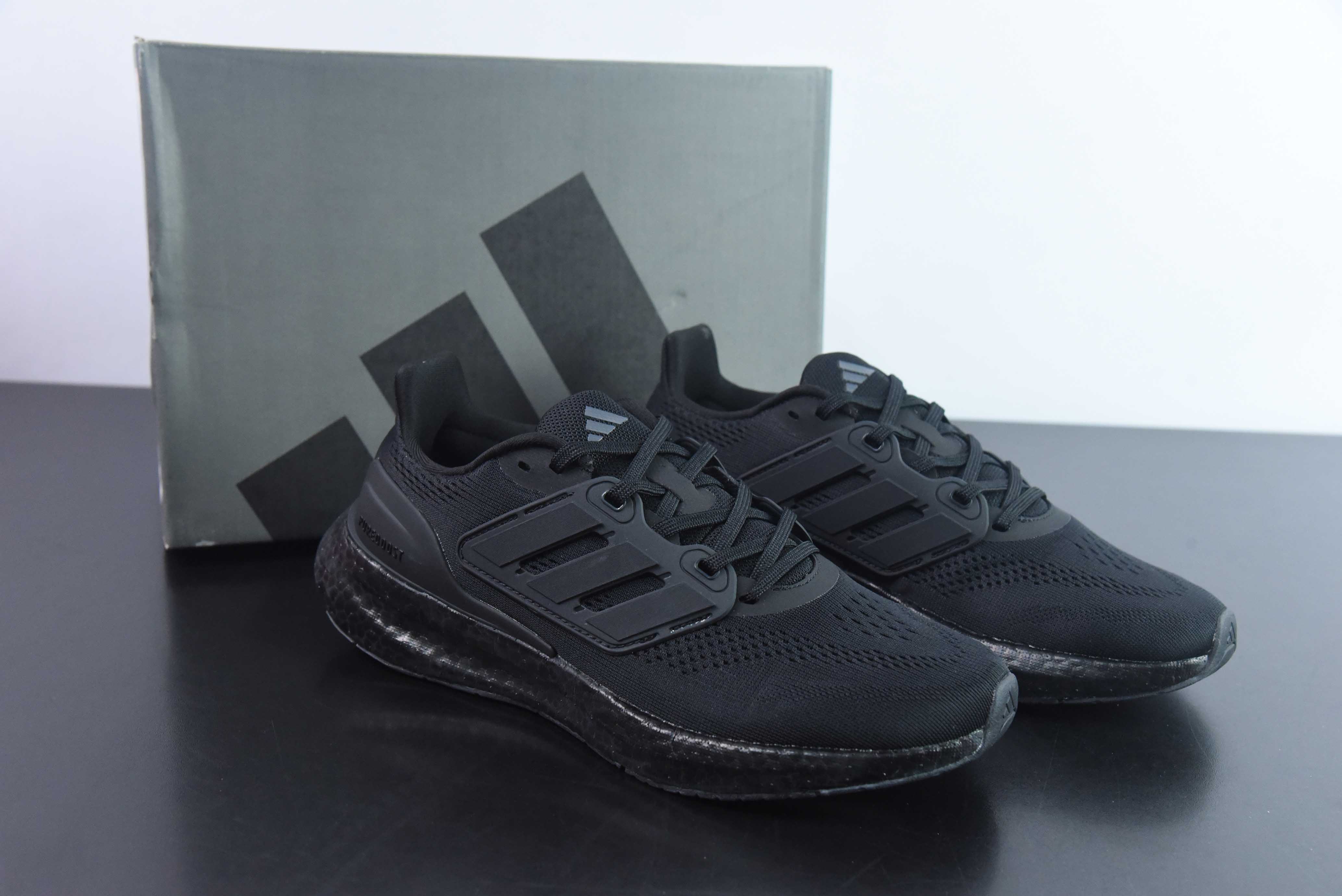 아디다스 AD 퓨어부스트 22 아디 심플하고 가벼운 통기성 팝콘 캐주얼 러닝화 아이템 번호: IF4840 사이즈: 36-45