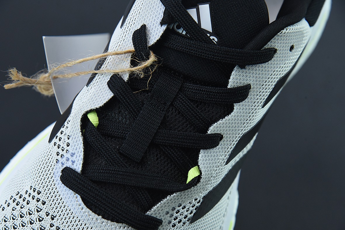 Adi 솔라 글라이드 5 통기성과 쿠셔닝이 좋은 팝콘 러닝화 제품 번호: GX5472 사이즈: 36-40