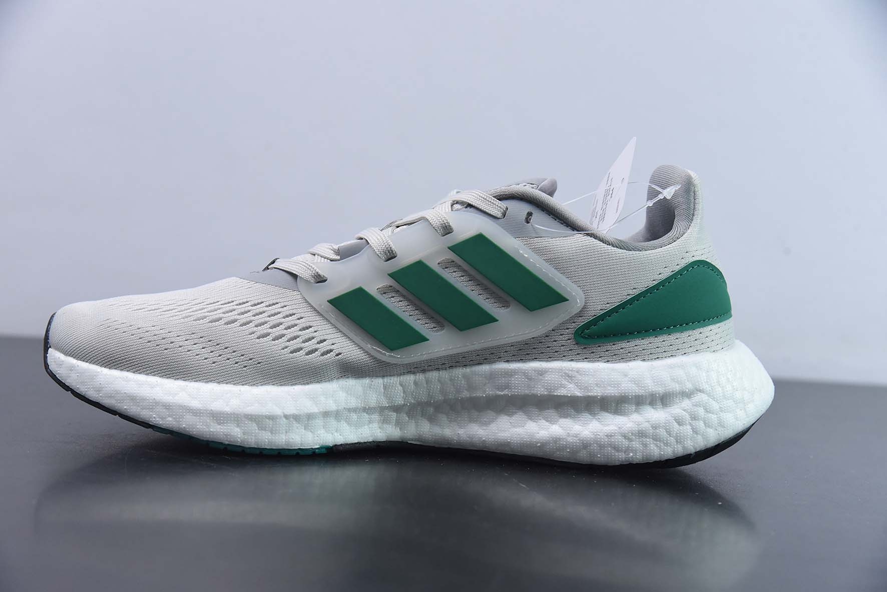 UJO23...332 Adi AD 퓨어 부스트 2022 에디션 퓨어 시리즈 로우탑 경량 통기성 캐주얼 운동 조거 라이트 그레이 그린 HQ8588 사이즈: 39-45