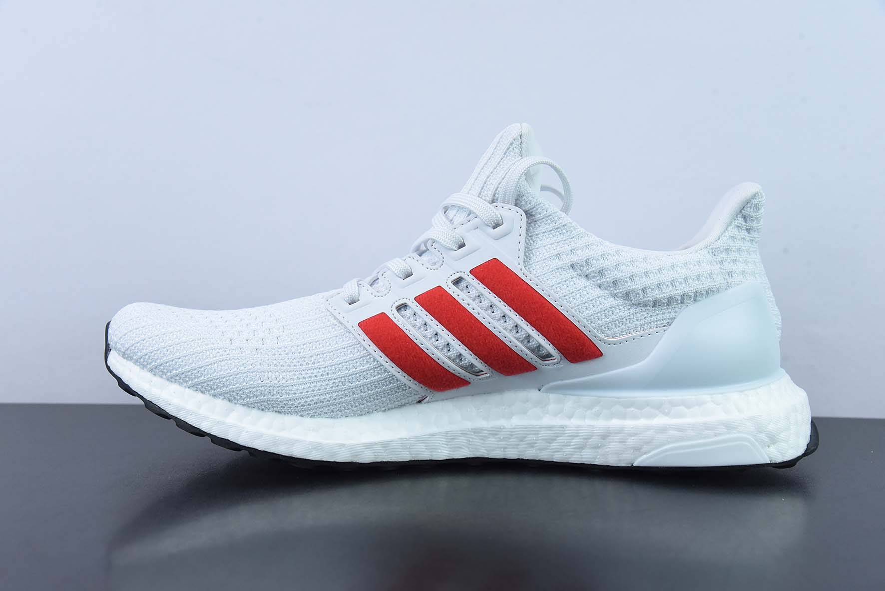 아디다스 울트라 부스트 UB 바스프 리얼 팝콘 아웃솔 통기성 쿠셔닝 러닝화 공식 상품 번호: FY9336 사이즈: 39-45