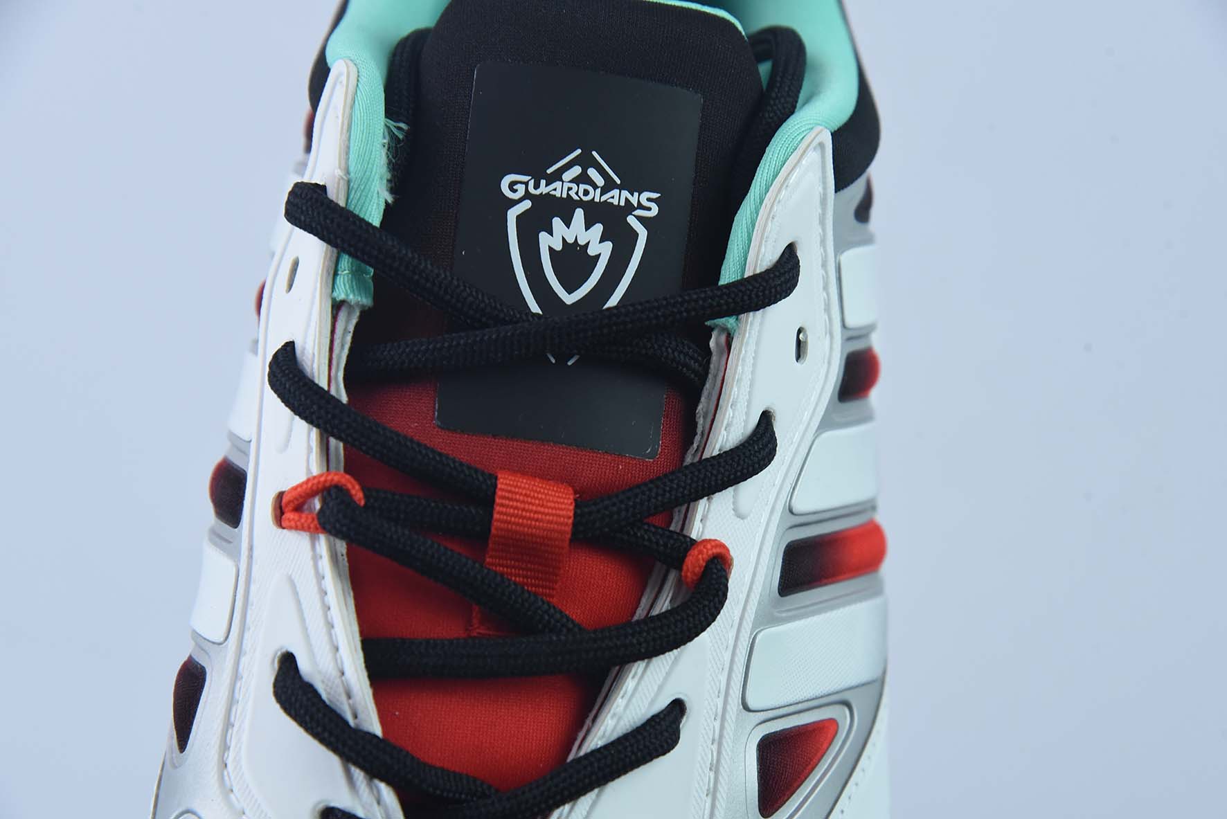 아디다스 오리지널스 ZX 2K 부스트 2.0 로우탑 하이 스트레치 레트로 캐주얼 운동화 매칭 러닝화 아이템 번호: 36-45