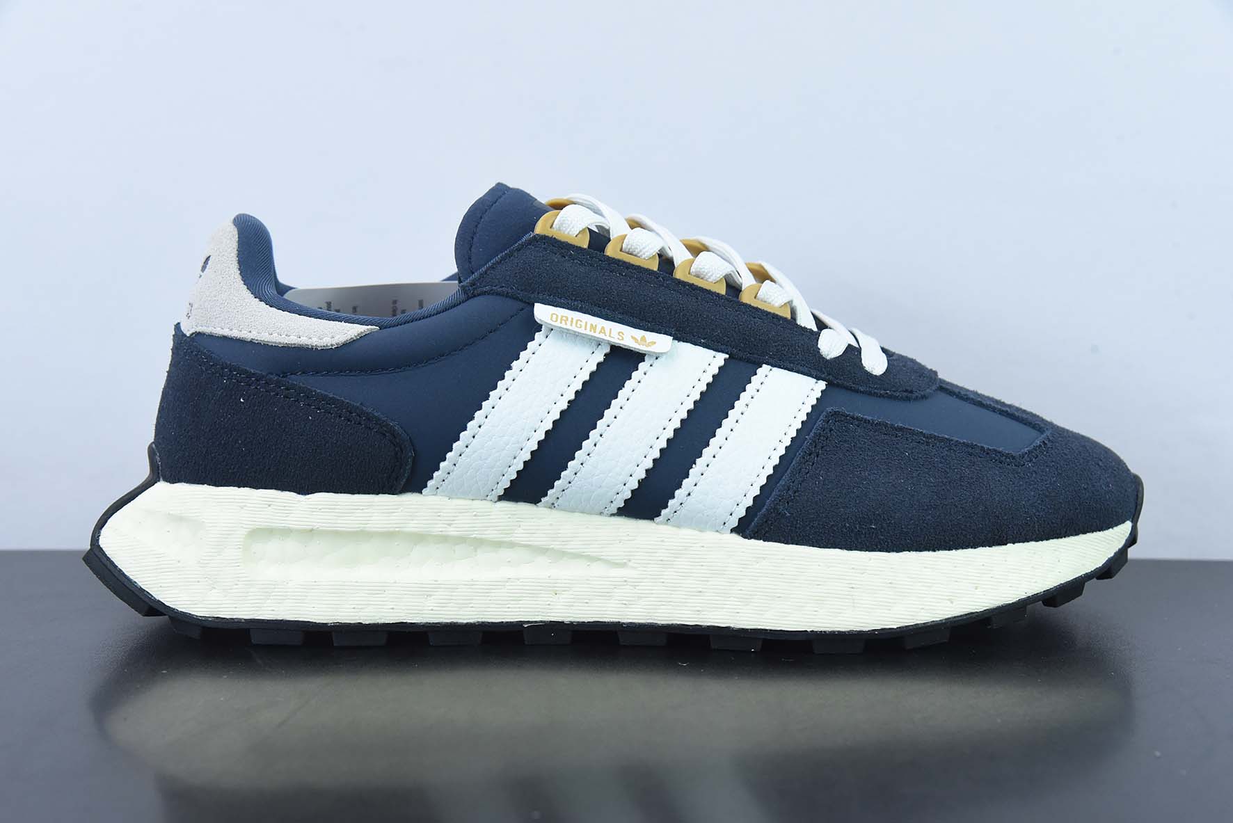 아디 E5 아디다스 레트로피 E5 아이템 번호: GY9920 그린 팝콘 미드솔 레트로 스포츠 캐주얼 러닝화 상품 사이즈: 36-45