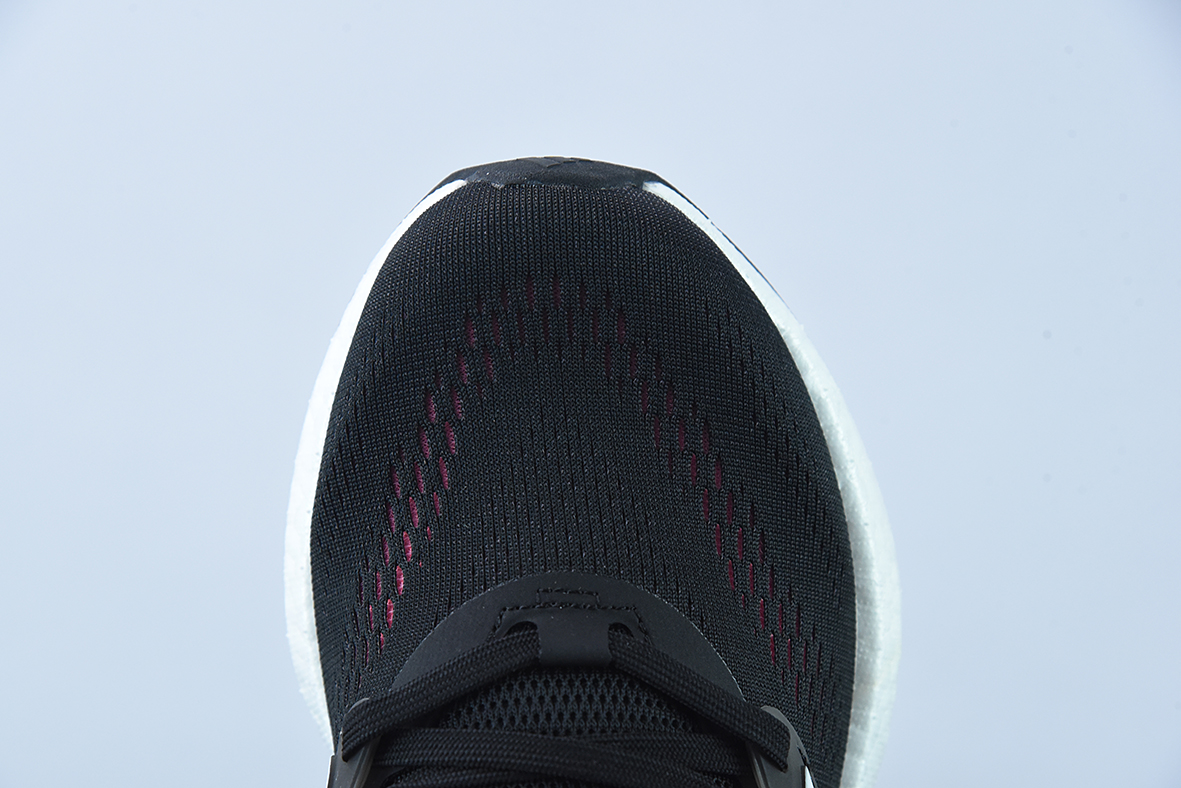 AD 퓨어부스트 HD 윈테 유 맨 새로운 컬러 UB8.0 블랙 앤 화이트 핑크 상품 번호: HQ1458 사이즈: 36-39