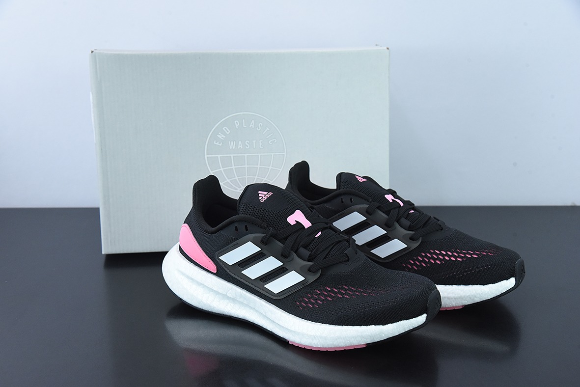 AD 퓨어부스트 HD 윈테 유 맨 새로운 컬러 UB8.0 블랙 앤 화이트 핑크 상품 번호: HQ1458 사이즈: 36-39