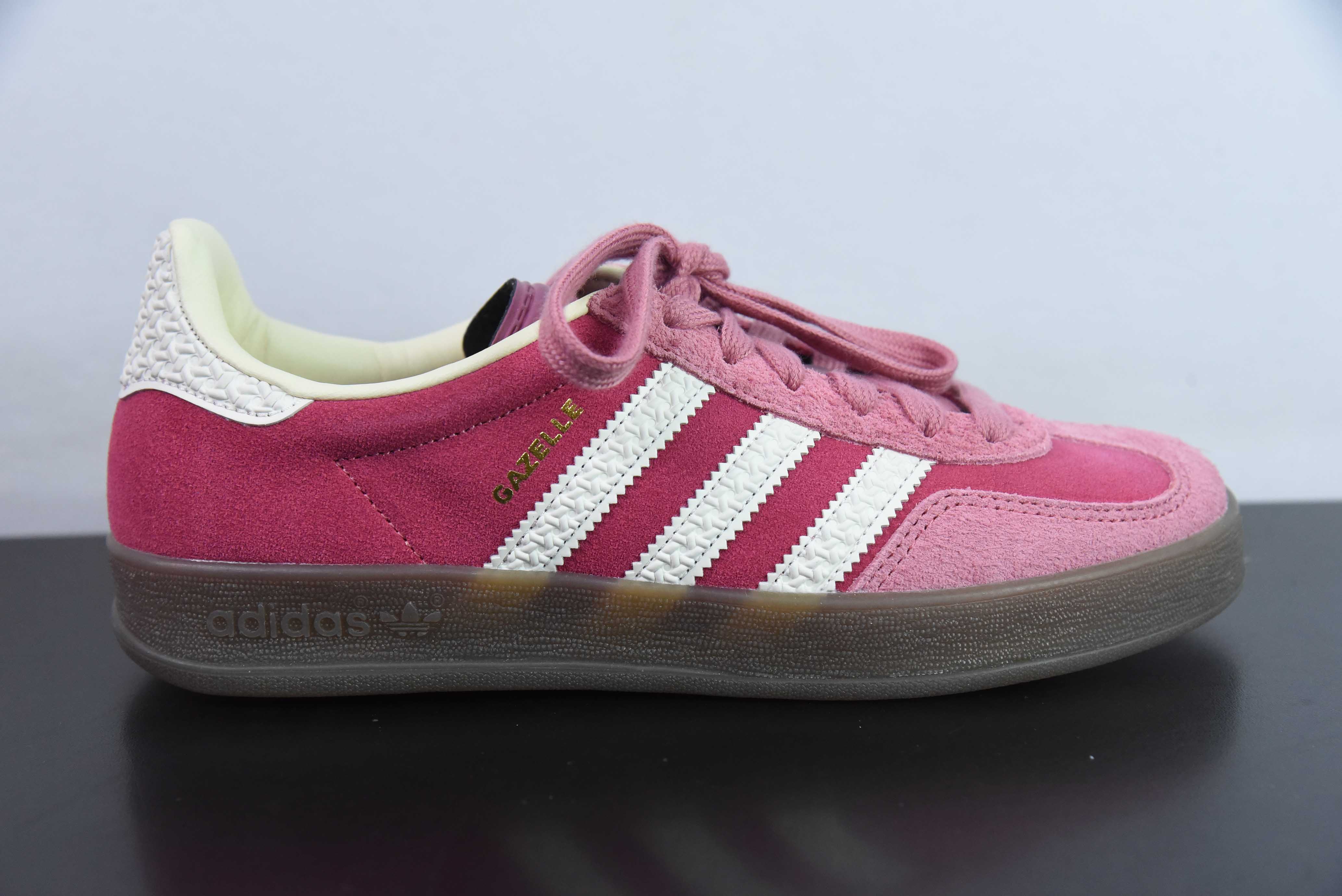 AD 오리지널 가젤 실내 트레이너 로우 탑 레트로 빈티지 다용도 캐주얼 운동화 아이템 번호: IF1809 사이즈: 35.5-44