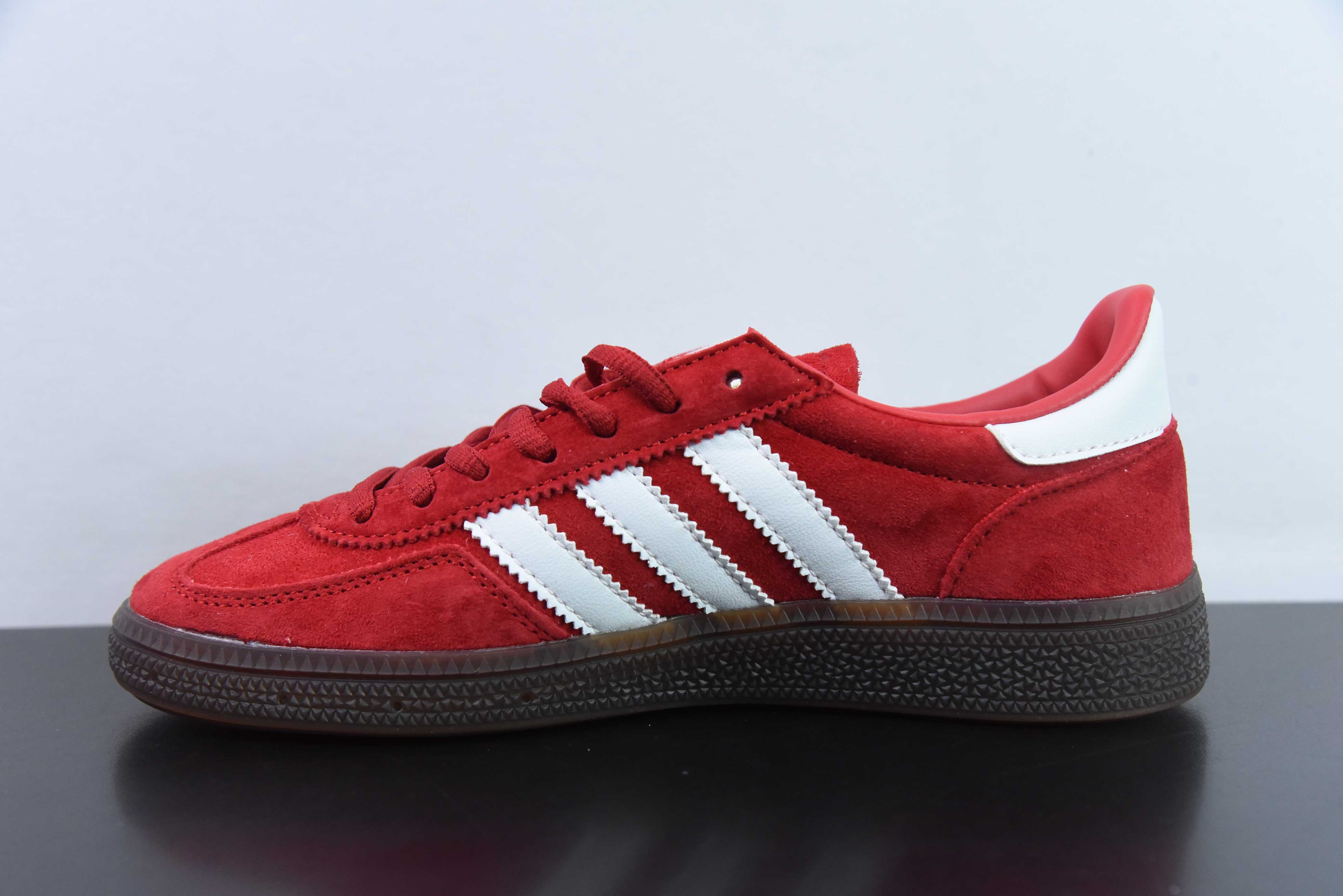 아디다스 핸드볼 스페시알 아디다스 클래식 빈티지 캐주얼 슈즈 아이템 번호: FV1227 사이즈: 36-45