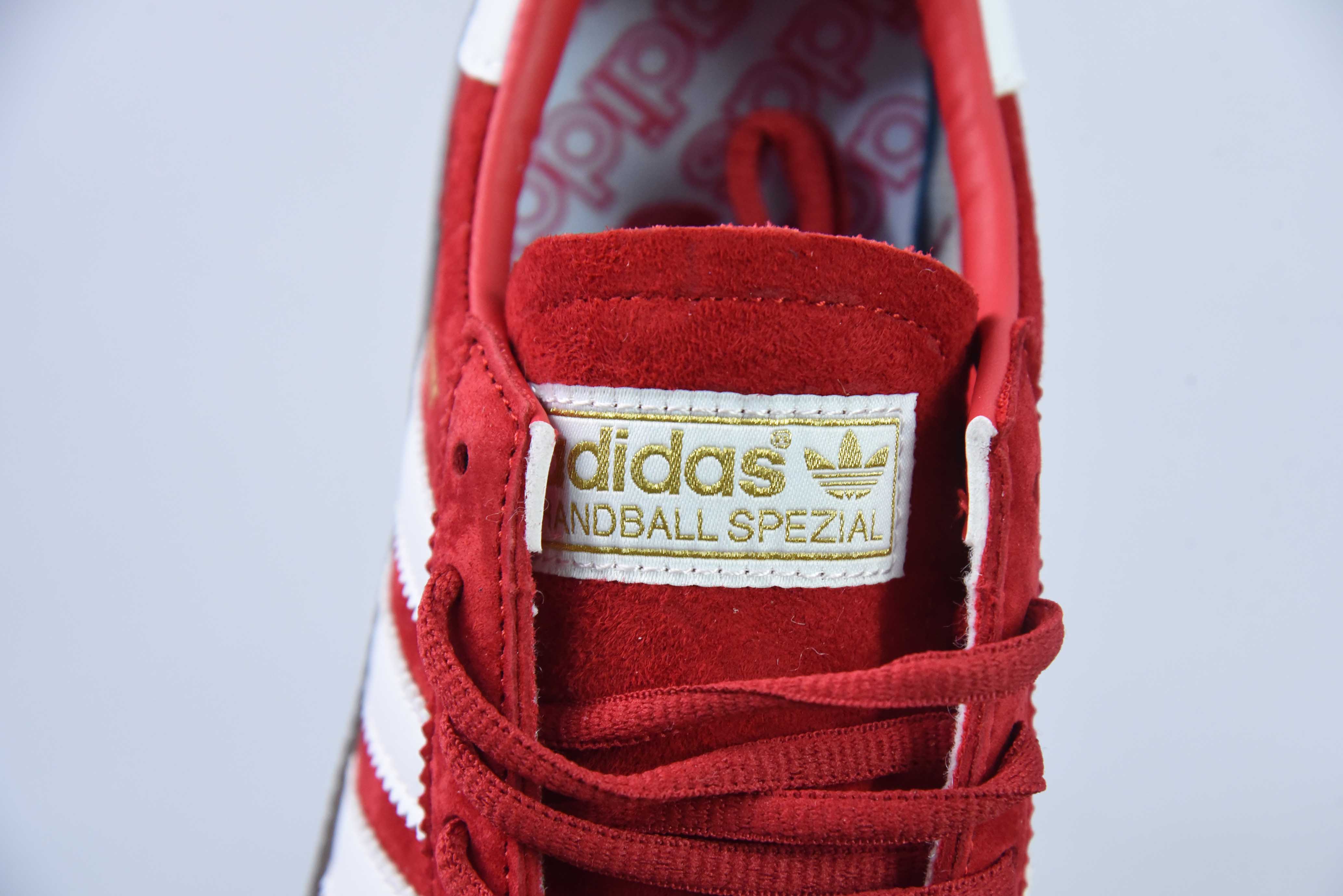 아디다스 핸드볼 스페시알 아디다스 클래식 빈티지 캐주얼 슈즈 아이템 번호: FV1227 사이즈: 36-45