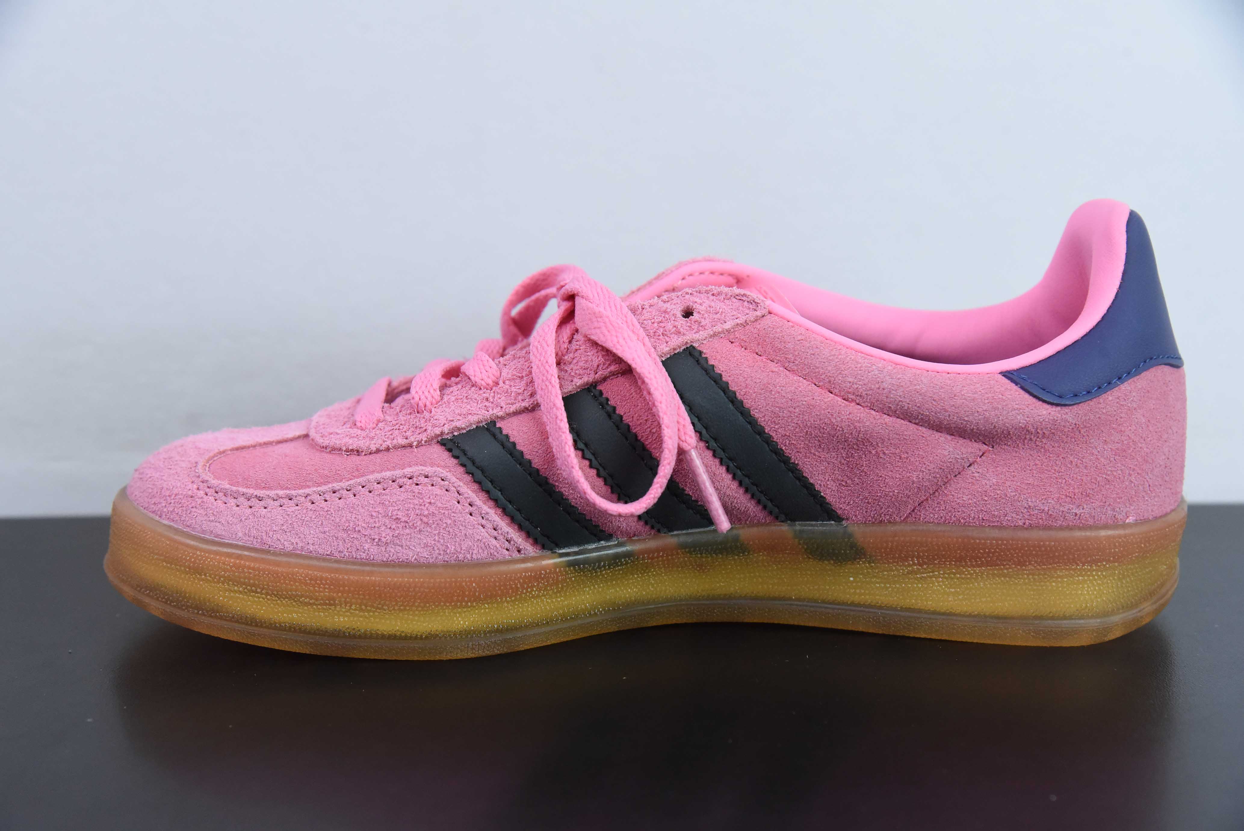 AD 오리지널 가젤 인도어 트레이너 로우탑 레트로 빈티지 캐주얼 운동화 아이템 번호: IE7002 사이즈: 35.5-44