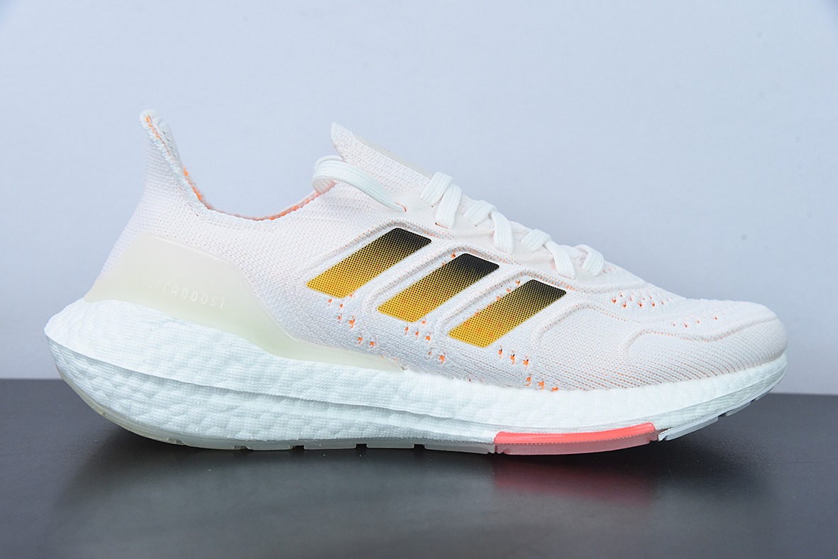 AD 울트라 부스트 ub2022 컨소시엄 풀 팜 팝콘 러닝화 핑크 아이템 번호: GX8057 사이즈: 36-40
