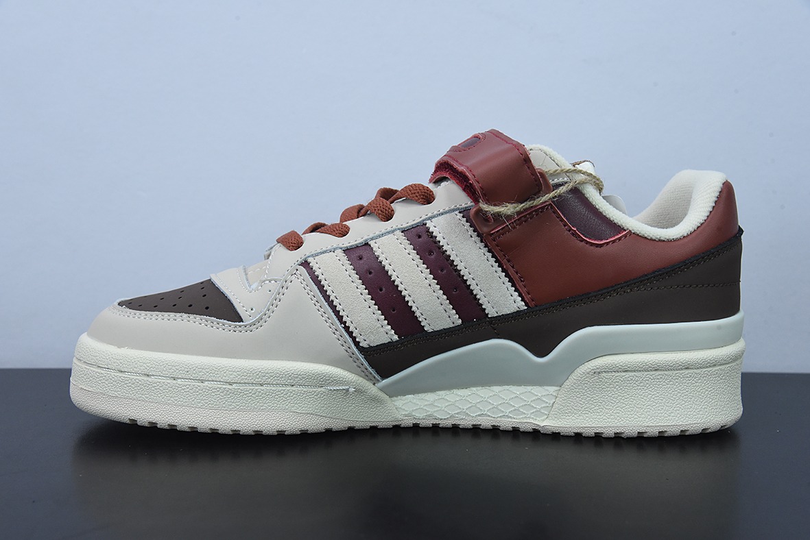 포럼 84 로우 OG 로우탑 화이트 브라운 레드 품목 번호: GX4539 사이즈: 36 36.5 37 38 39 40 40.5 41 42 42.5 43 44 44.5 45