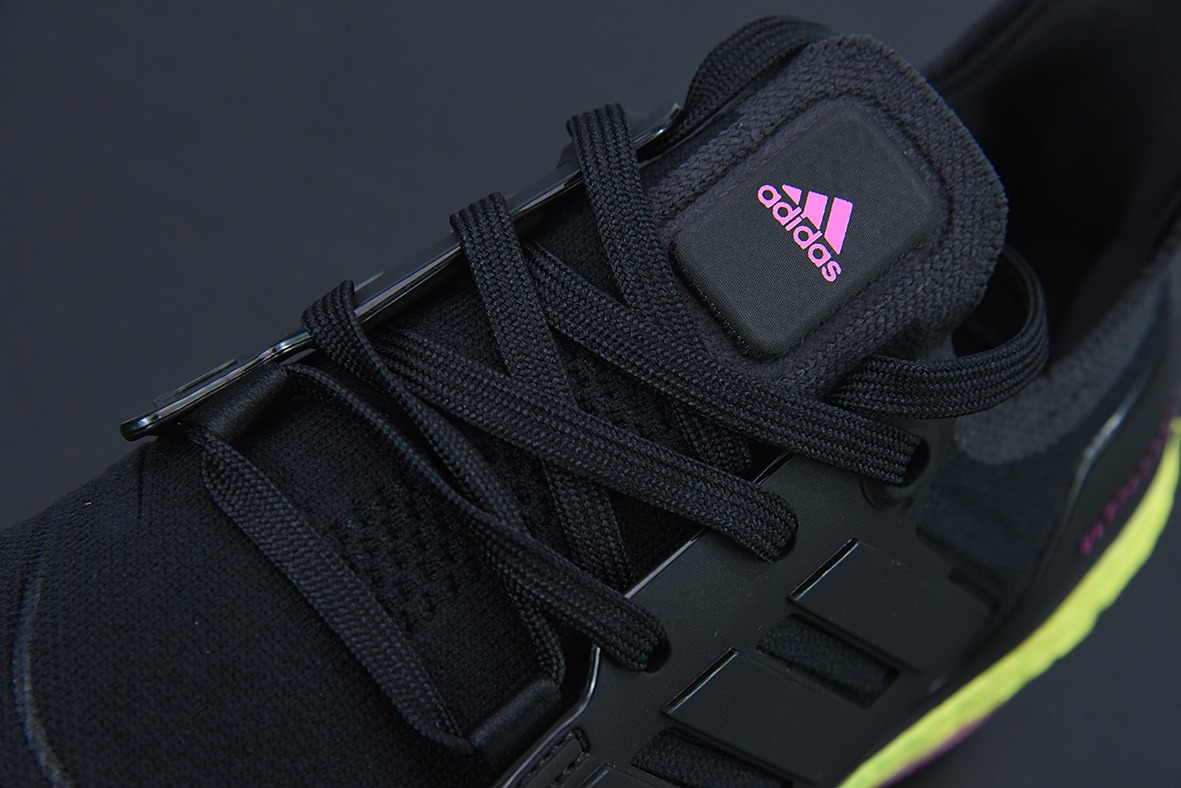 X07M3 Ad 울트라 부스트 22 컨소시엄 아디다스 뉴 8.0 두꺼운 솔 팝콘 러닝화 아이템: GV8829 사이즈: 39-48